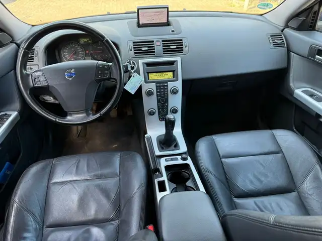 Volvo V50 view 11