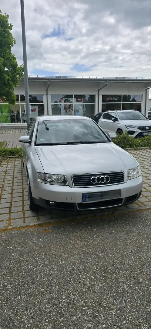 Audi A4 2.0 Silber - 1