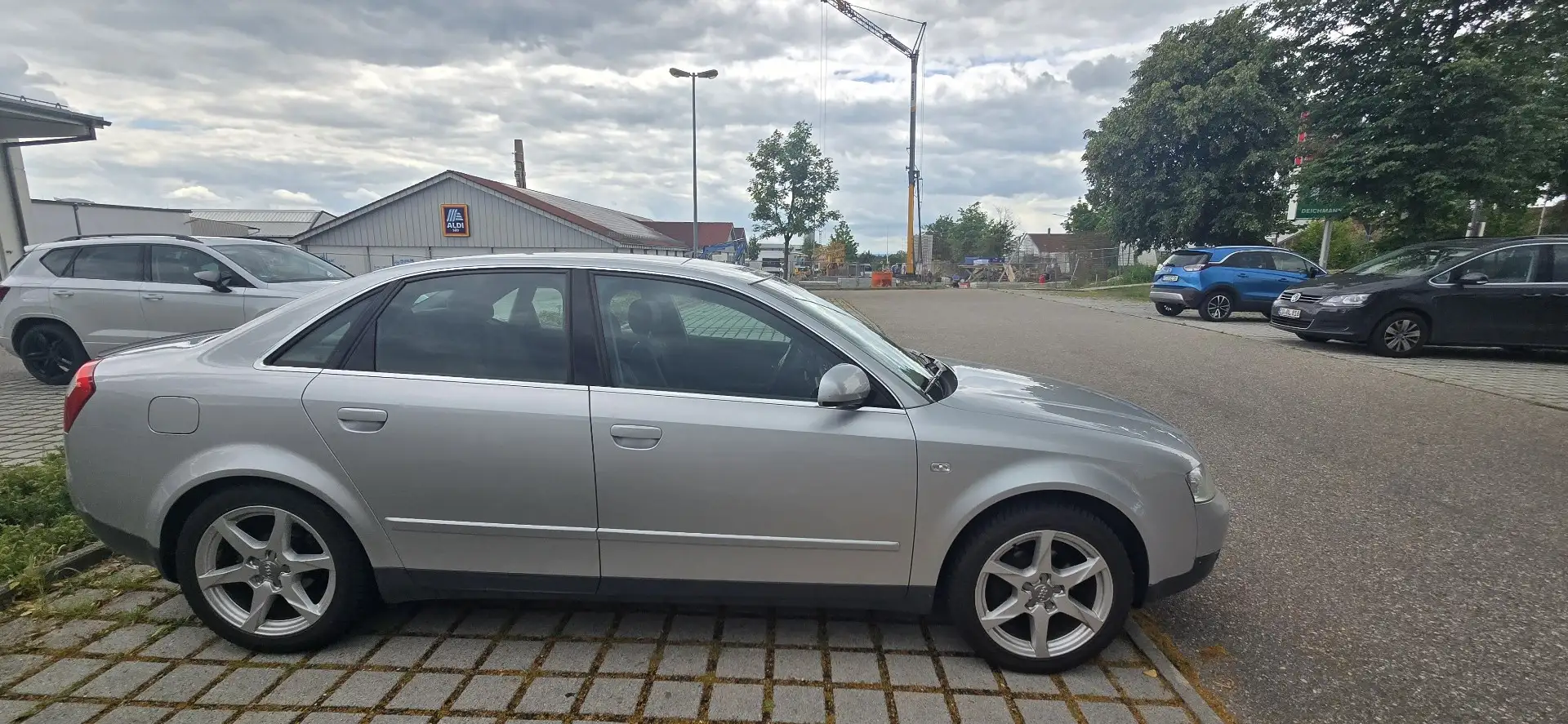 Audi A4 2.0 Silber - 2