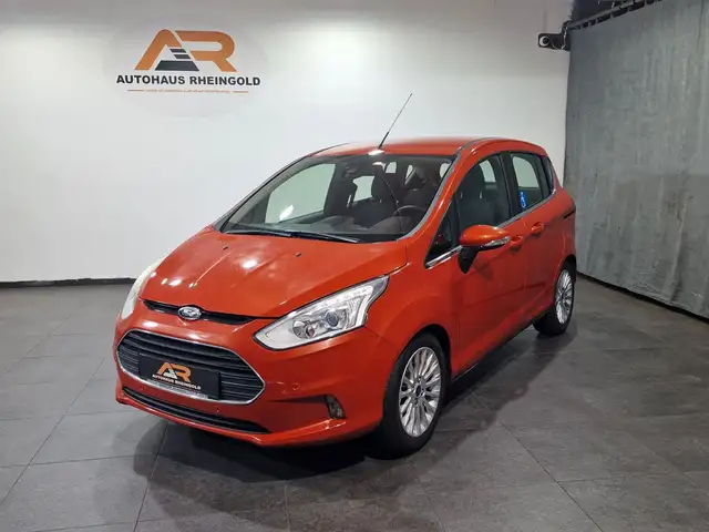 Ford B-Max B-MAX Titanium Behindertengerecht