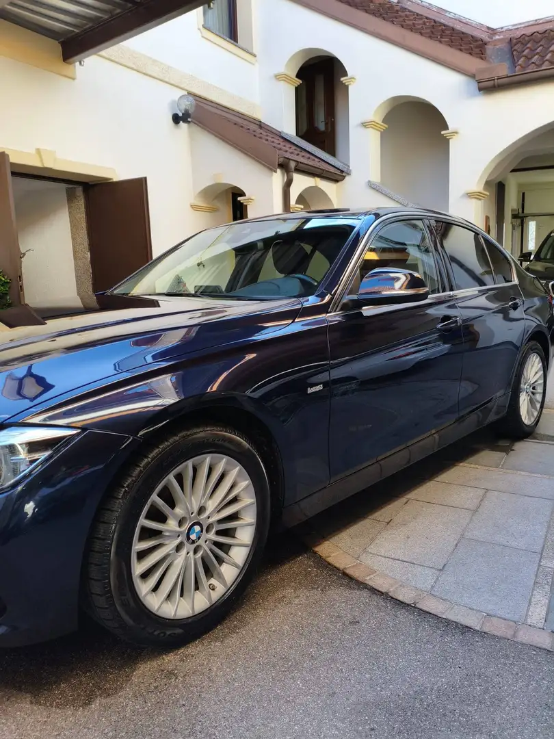 BMW 318 318d Luxury Line Luxury Line Blau - 2