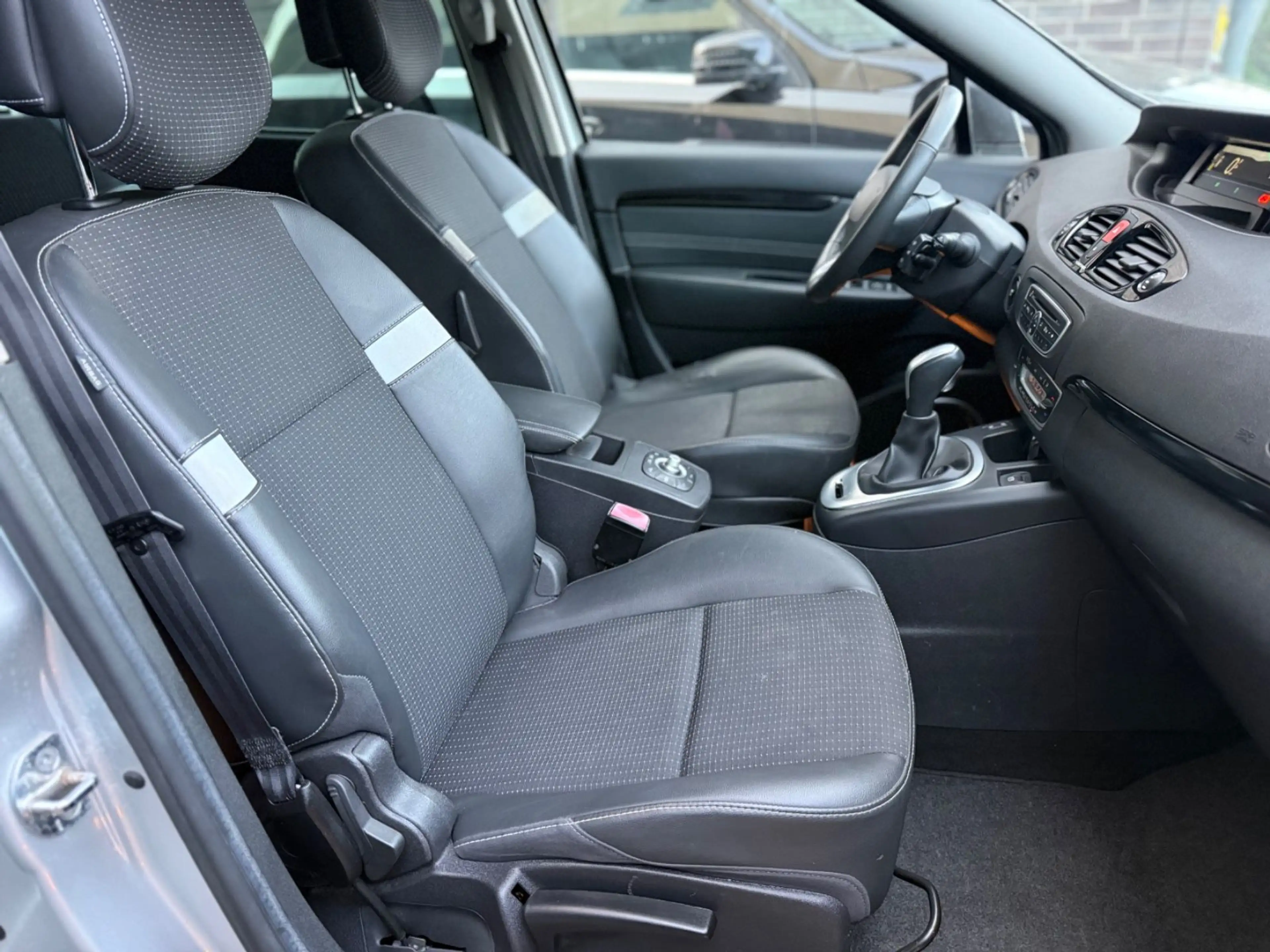 Renault Scenic III Grand Dynamique Automatik 7Sitze — photo 5