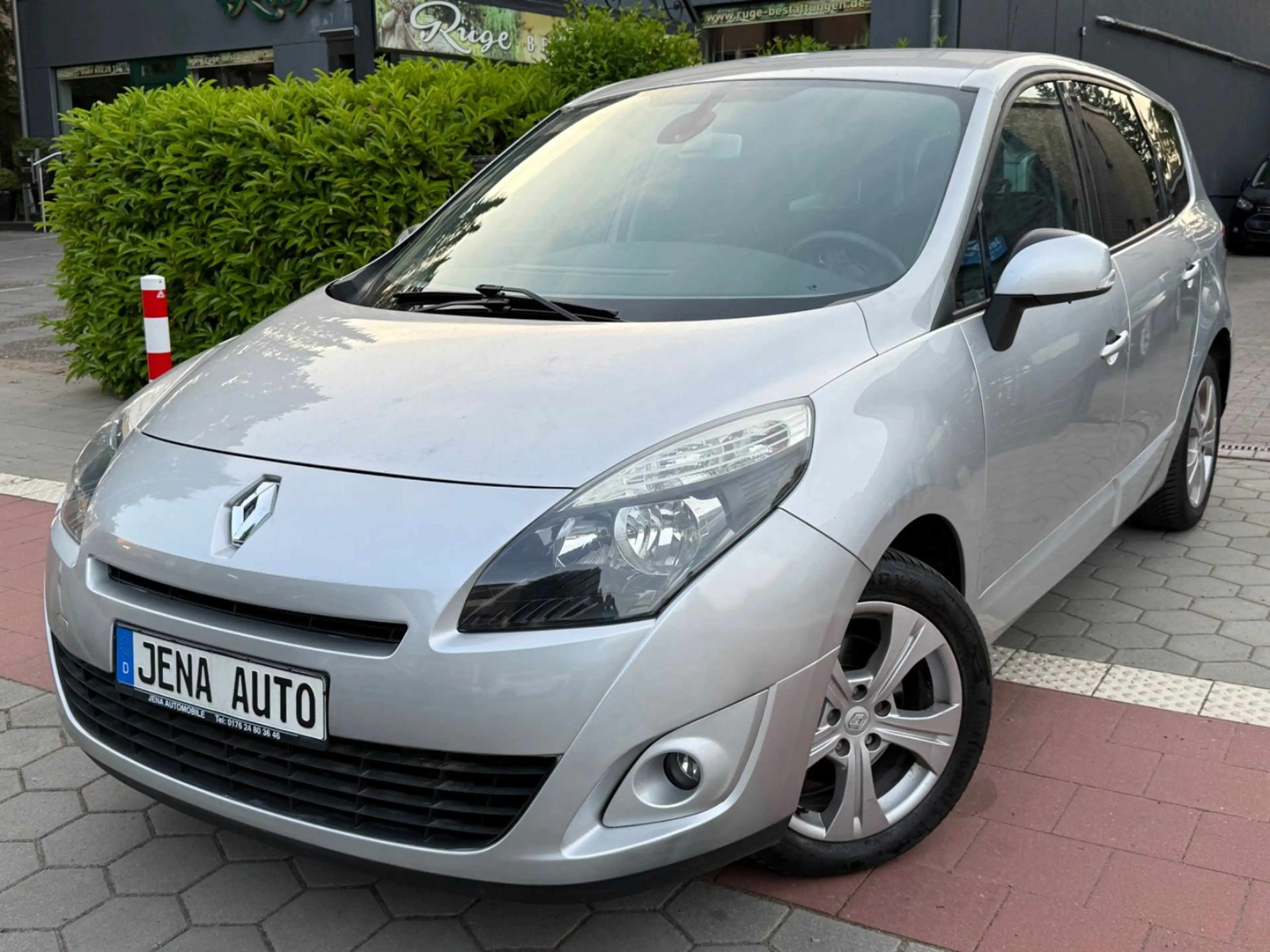 Renault Scenic III Grand Dynamique Automatik 7Sitze — photo 3
