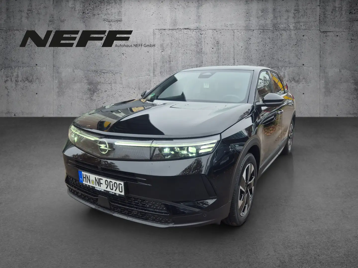 Opel Grandland 100kW 1.2 Mild-Hybrid 48V GS FLA Pano Schwarz - 2