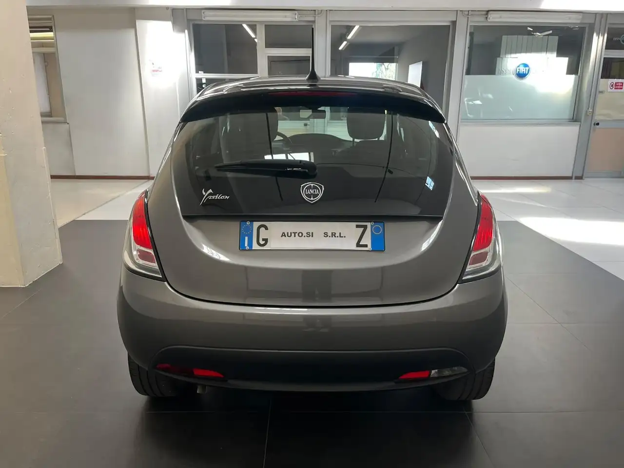 Lancia Ypsilon 2023