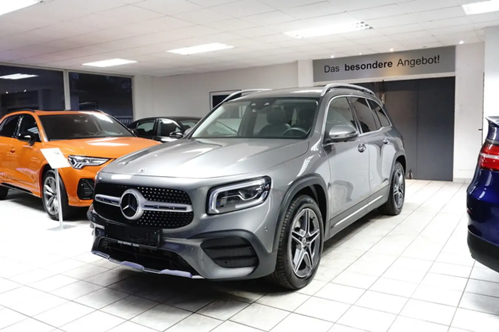 Mercedes-Benz GLB 220 d 4M AMG Line PANO 360° ACC MBUX St.Hzg Gris - 2