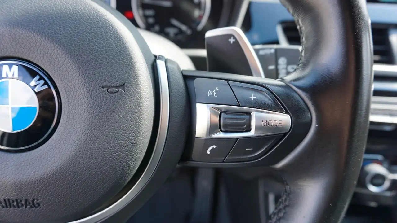BMW X1 sDrive 20 i M Sport,LED,Kamera,AHK, 8 fach be, миниатюра 30