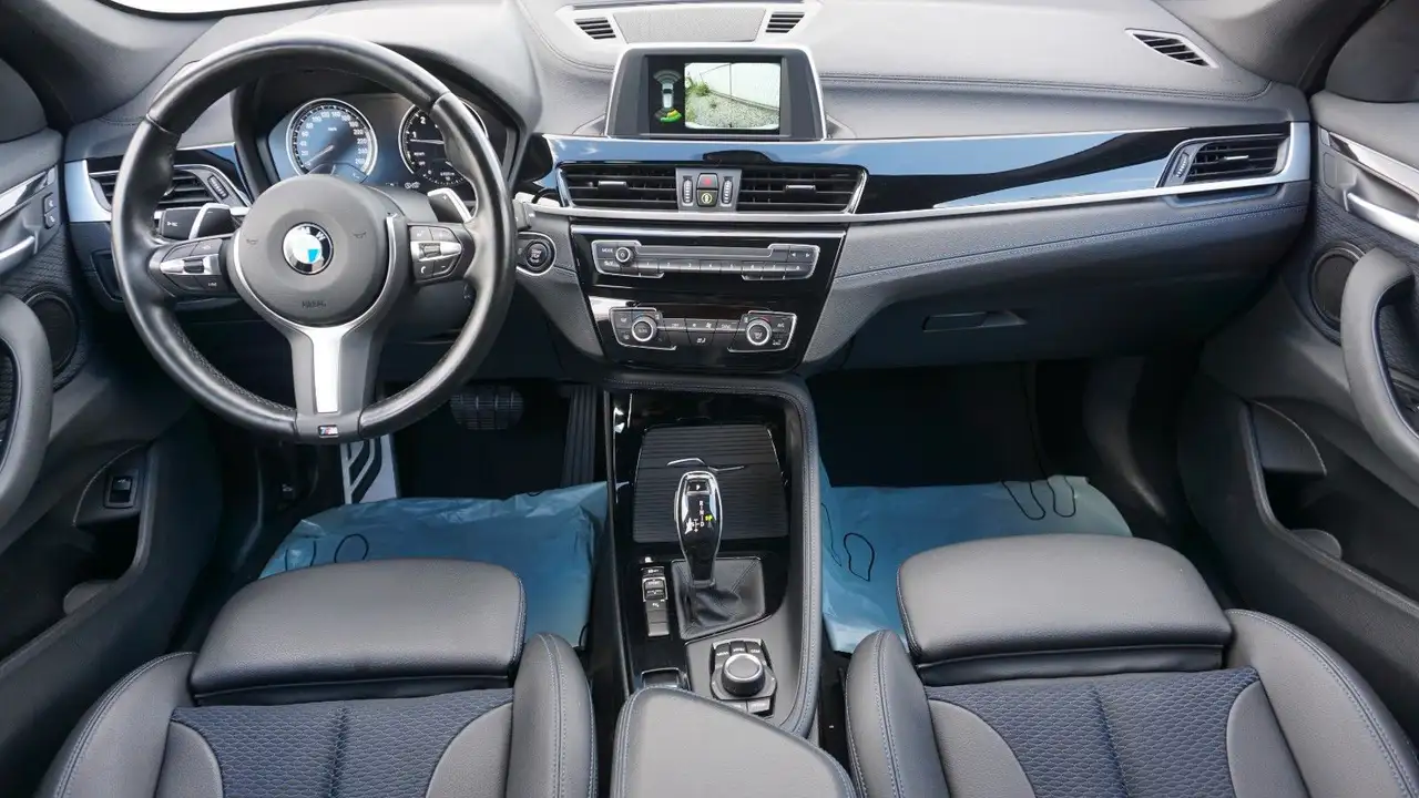 BMW X1 sDrive 20 i M Sport,LED,Kamera,AHK, 8 fach be, миниатюра 3