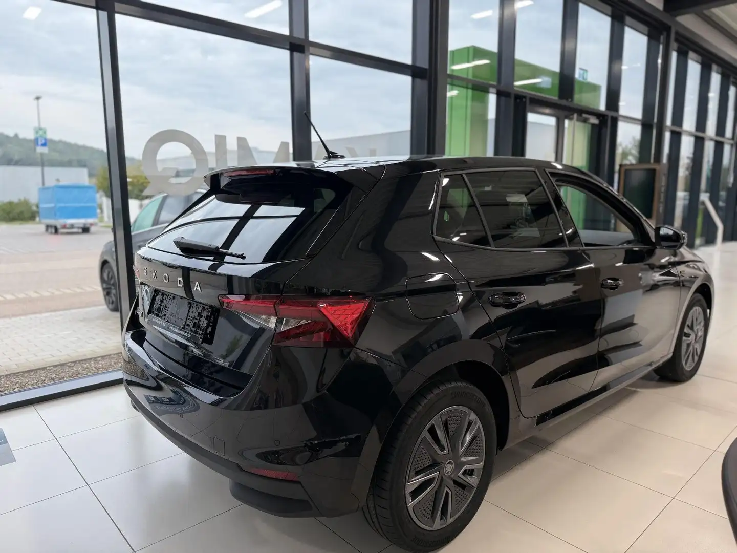 Skoda Fabia Tour 1.0TSI DSG Noir - 2