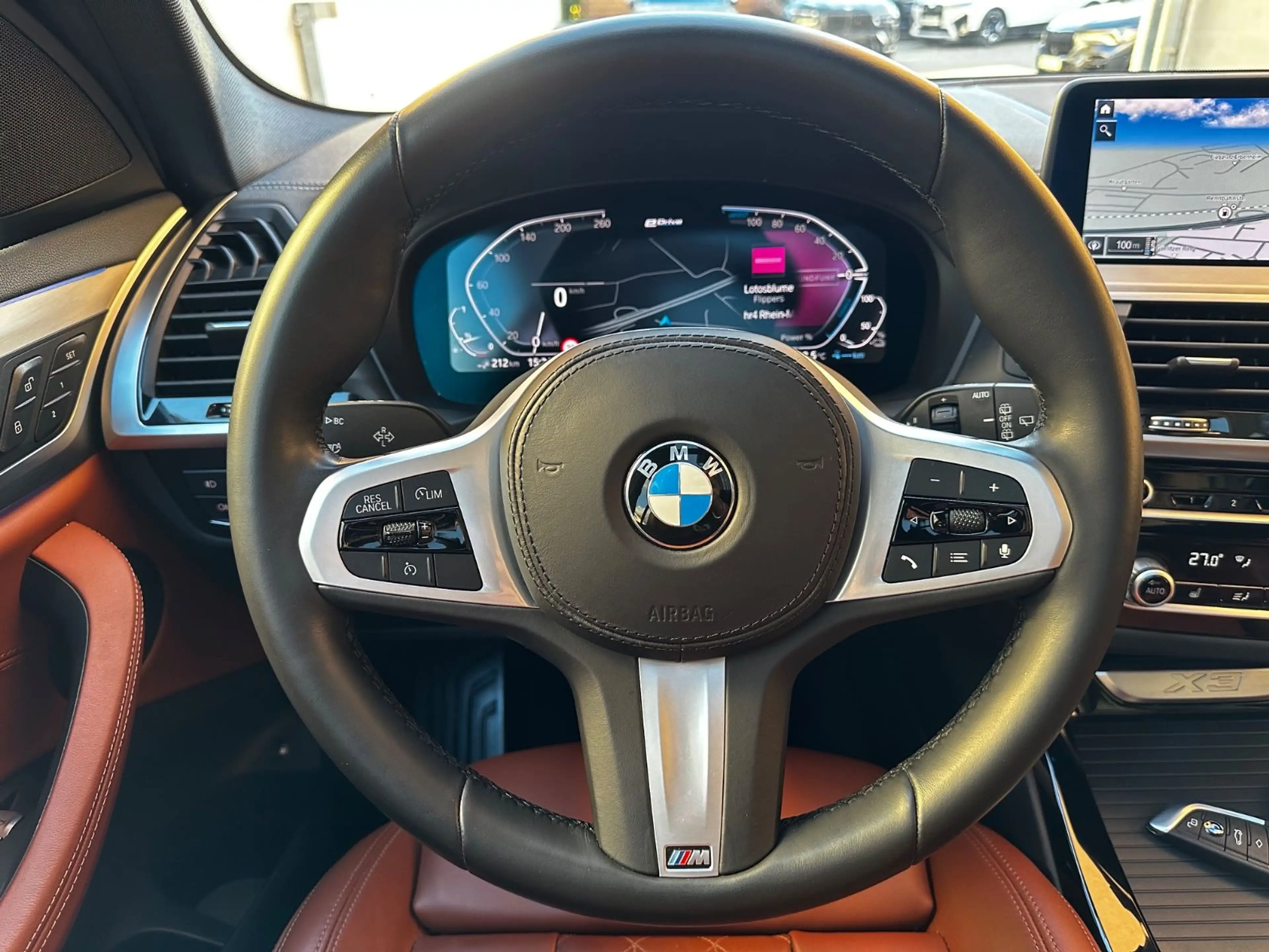 BMW X3 xDr30e M Sport Individual PANO*AHK*HiFi*21" — photo 12