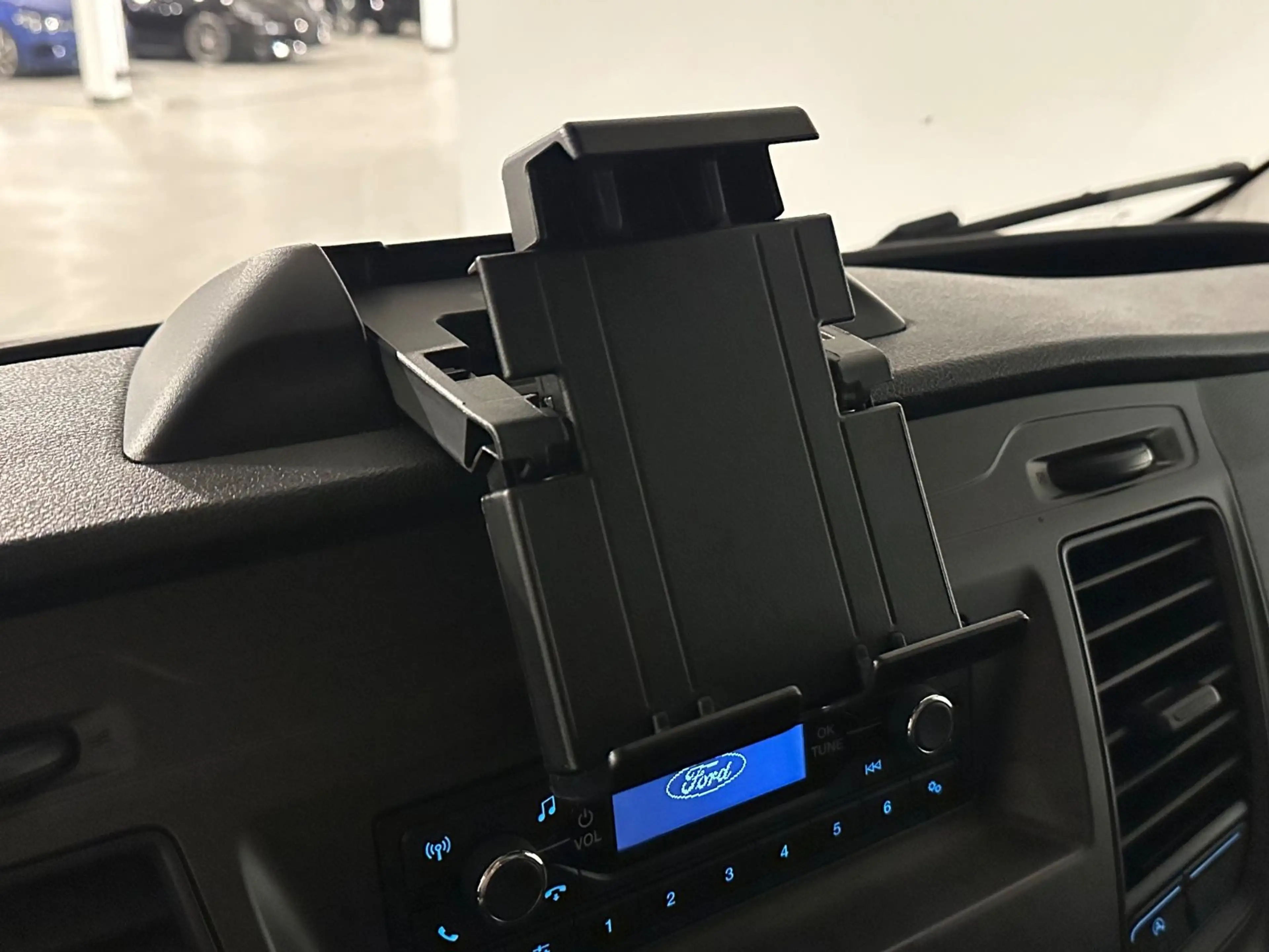 Ford Transit Kasten 350 L3H2 Trend *Tempo,Klima,PDC* — photo 7