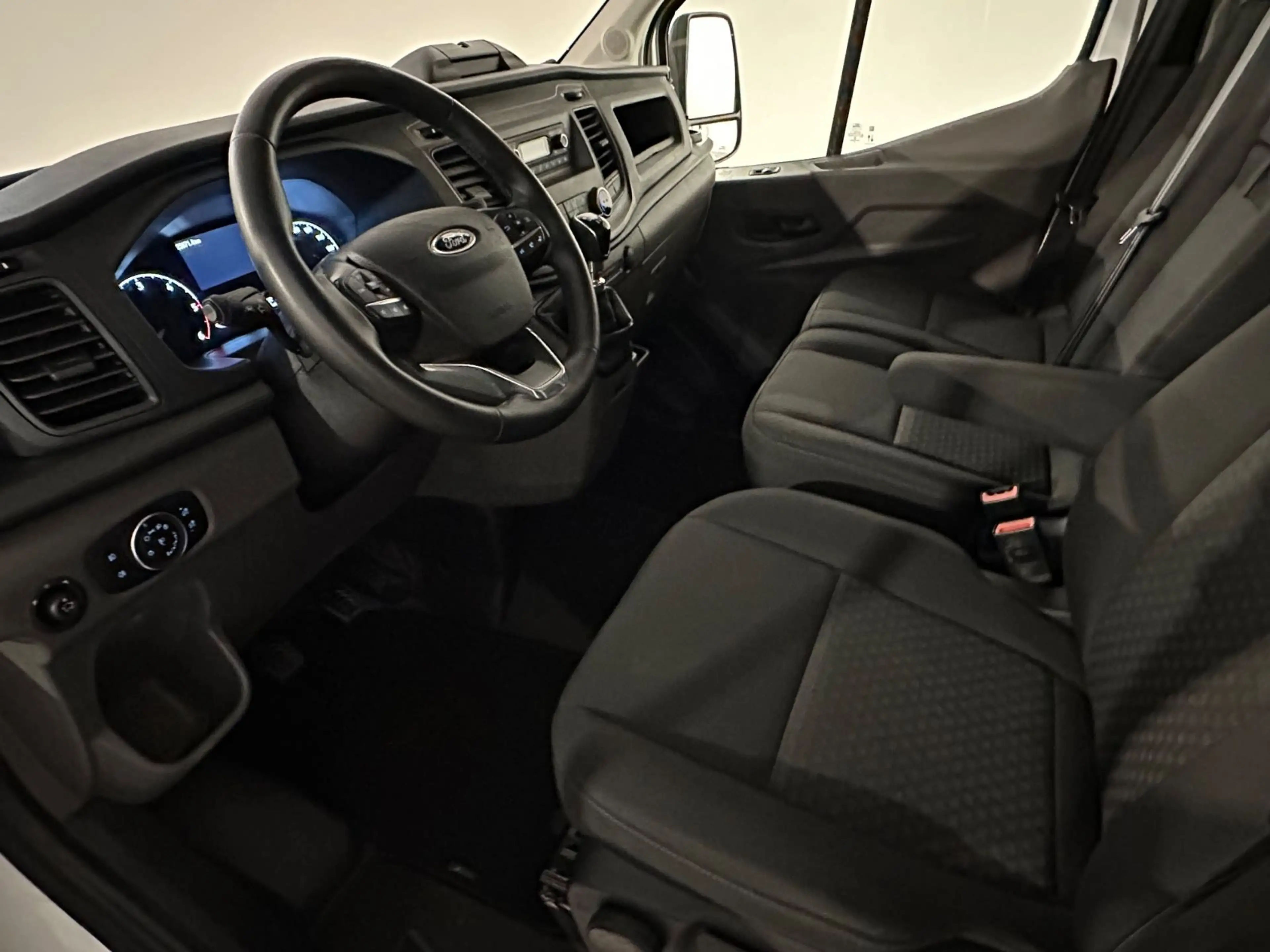 Ford Transit Kasten 350 L3H2 Trend *Tempo,Klima,PDC* — photo 14