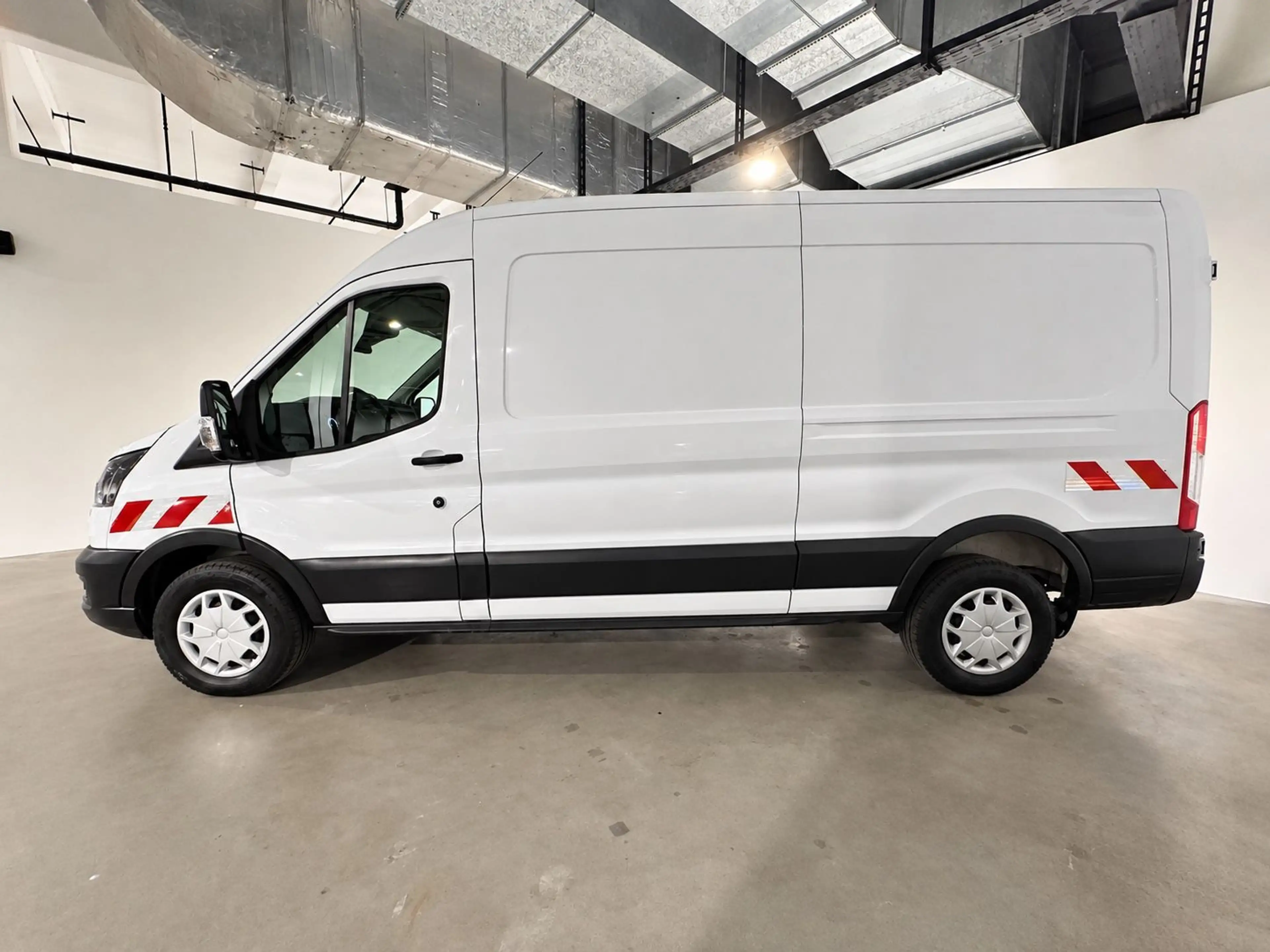 Ford Transit Kasten 350 L3H2 Trend *Tempo,Klima,PDC* — photo 5