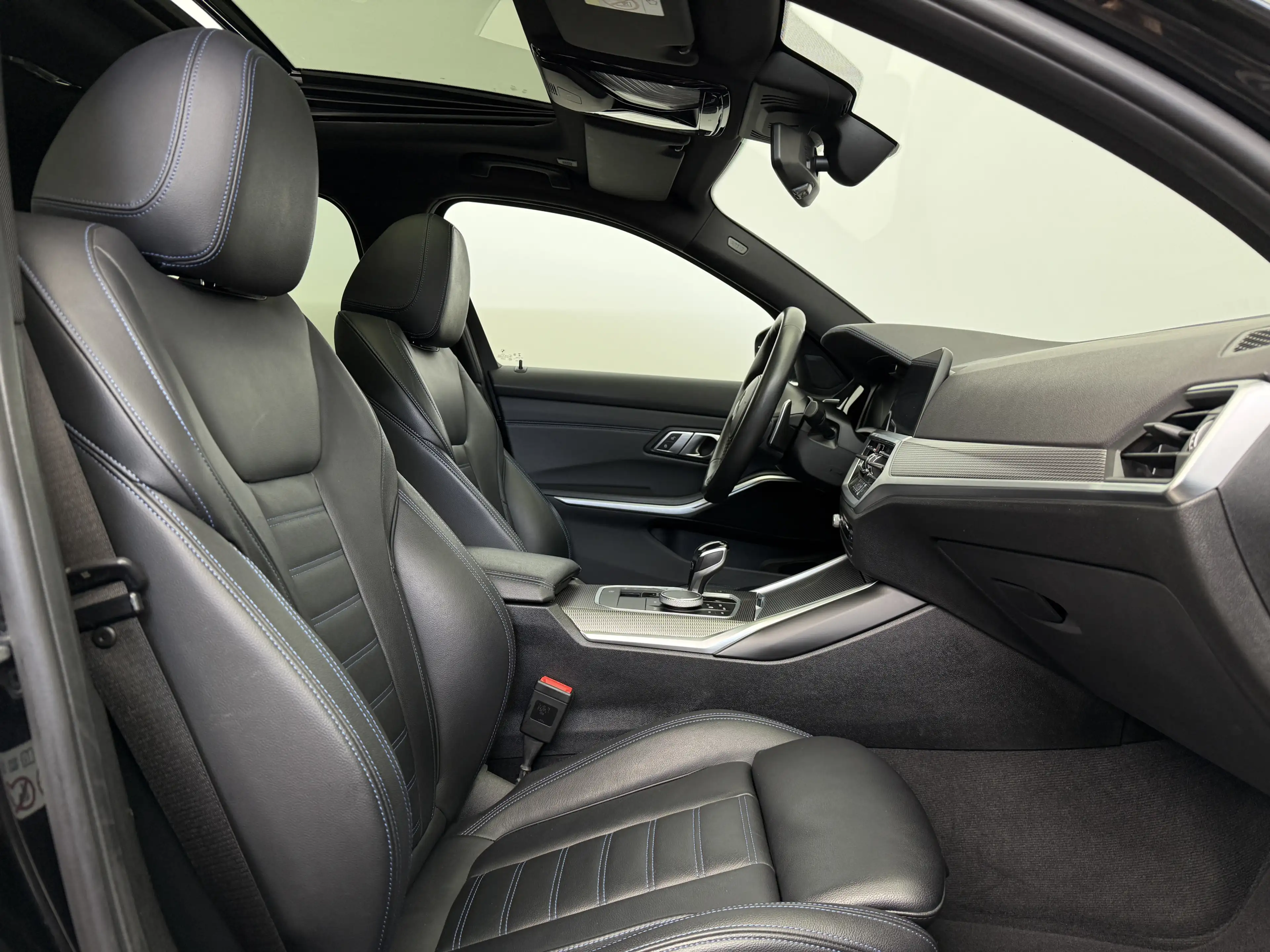 BMW 330 d M Sport|HiFi|Pano|ACC|HUD|Laser|Carplay| — photo 14