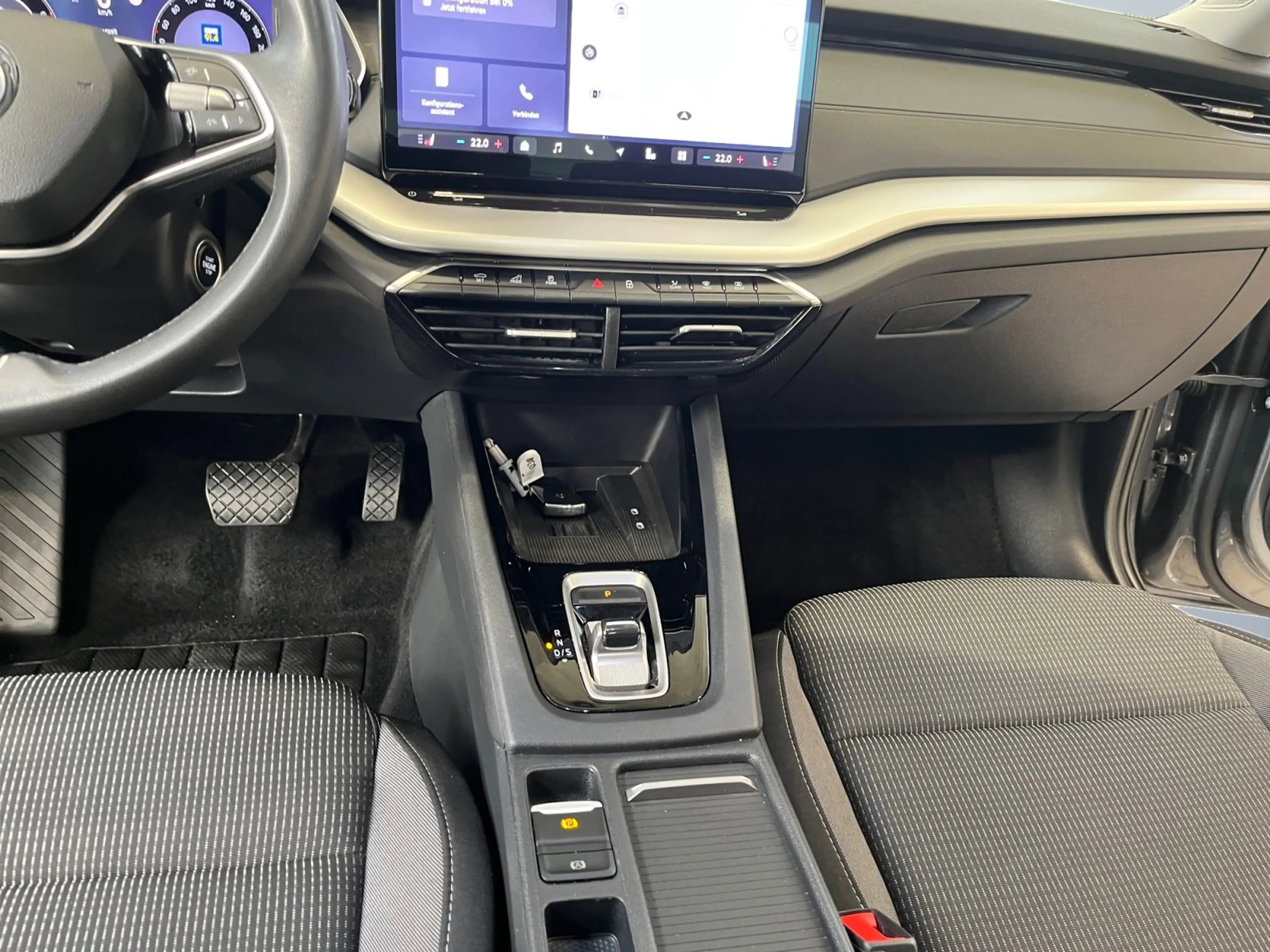 Skoda Octavia Combi Selection 1.5 TSI mHEV DSG ACC LM — photo 11
