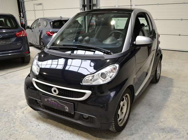 smart forTwo Basis | Panorama*Automatik*Teilleder*2Hd.