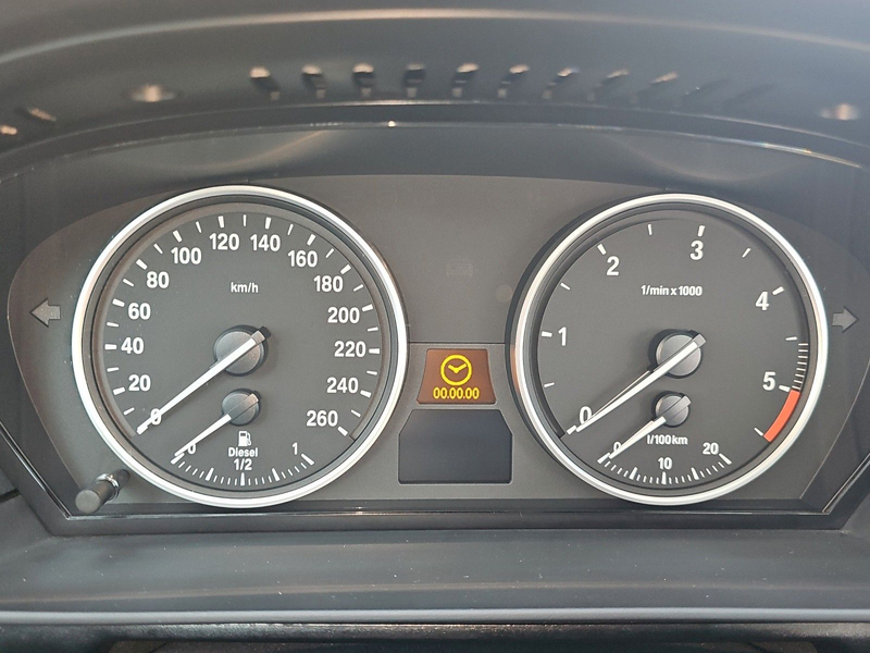 BMW 520 d Touring Edition Exclusive Vollausstattung — photo 13