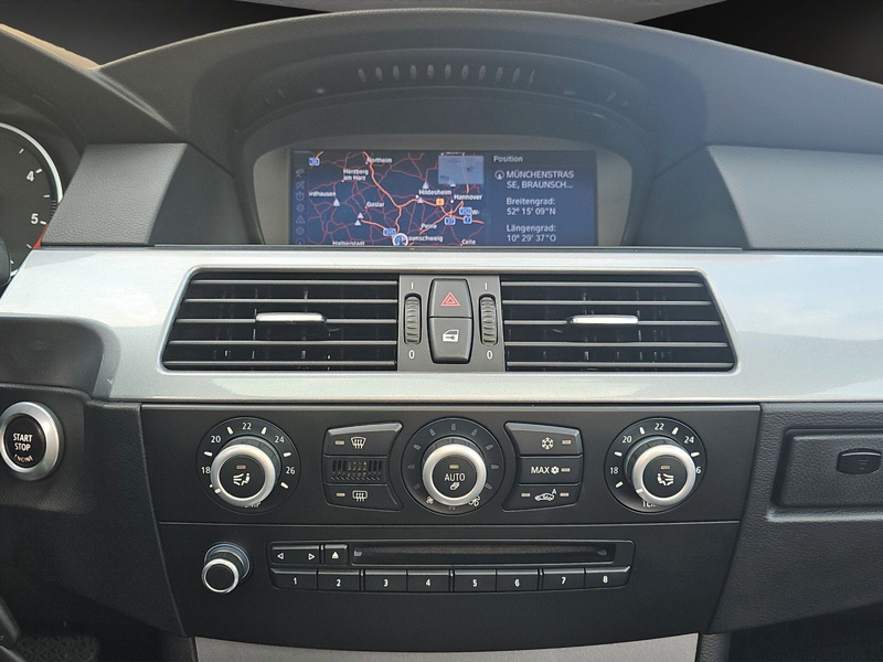 BMW 520 d Touring Edition Exclusive Vollausstattung — photo 15