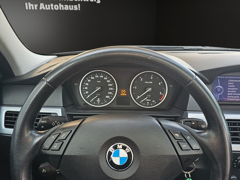 BMW 520 d Touring Edition Exclusive Vollausstattung — photo 12