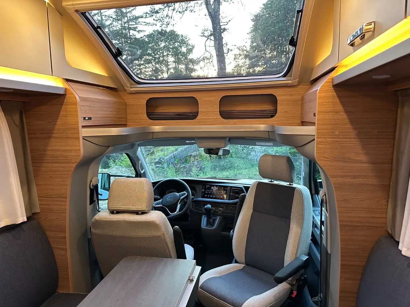 Volkswagen T6.1 Weinsberg Wohnmobil DSG Grau - 2