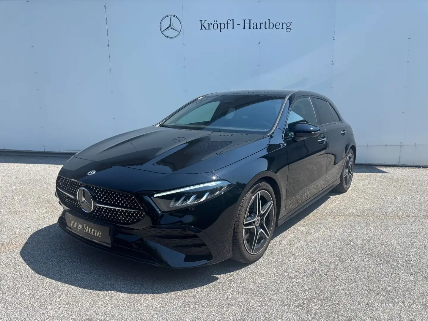 Mercedes-Benz A 200 d Schwarz - 2