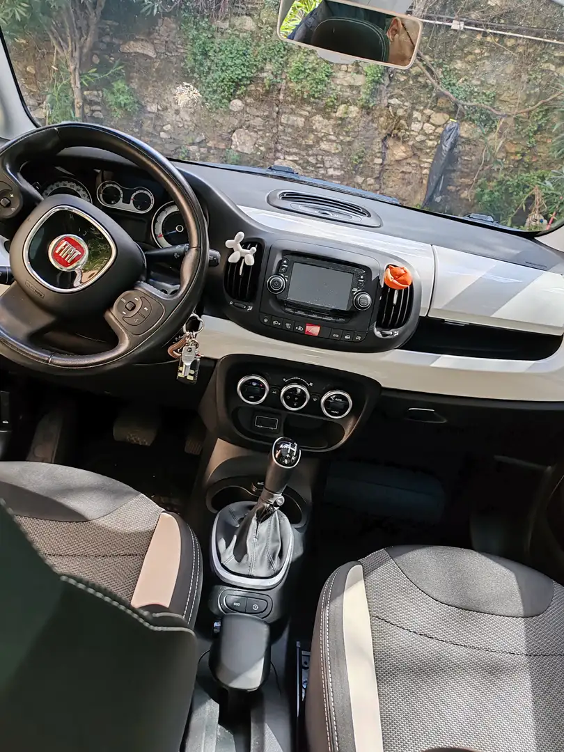 Fiat 500L 500L 1.3 mjt Trekking 95cv dualogic Zwart - 1