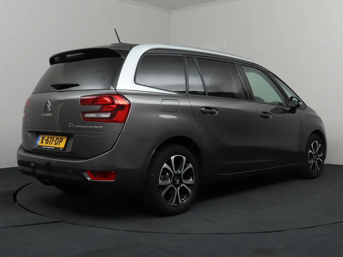 Citroen Grand C4 SpaceTourer 1.2 PureTech Business | Trekhaak | 7 persoons | St Grijs - 2