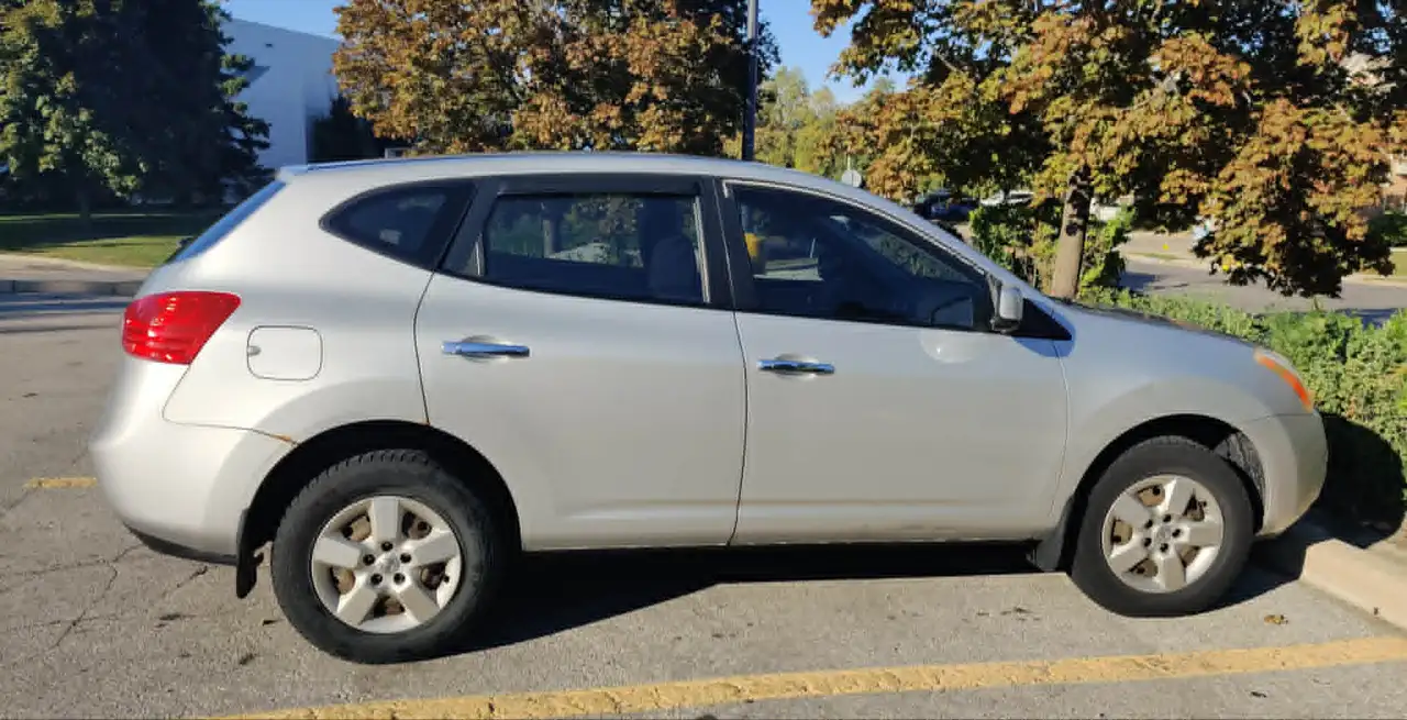 Nissan Rogue снимка Nissan Rogue