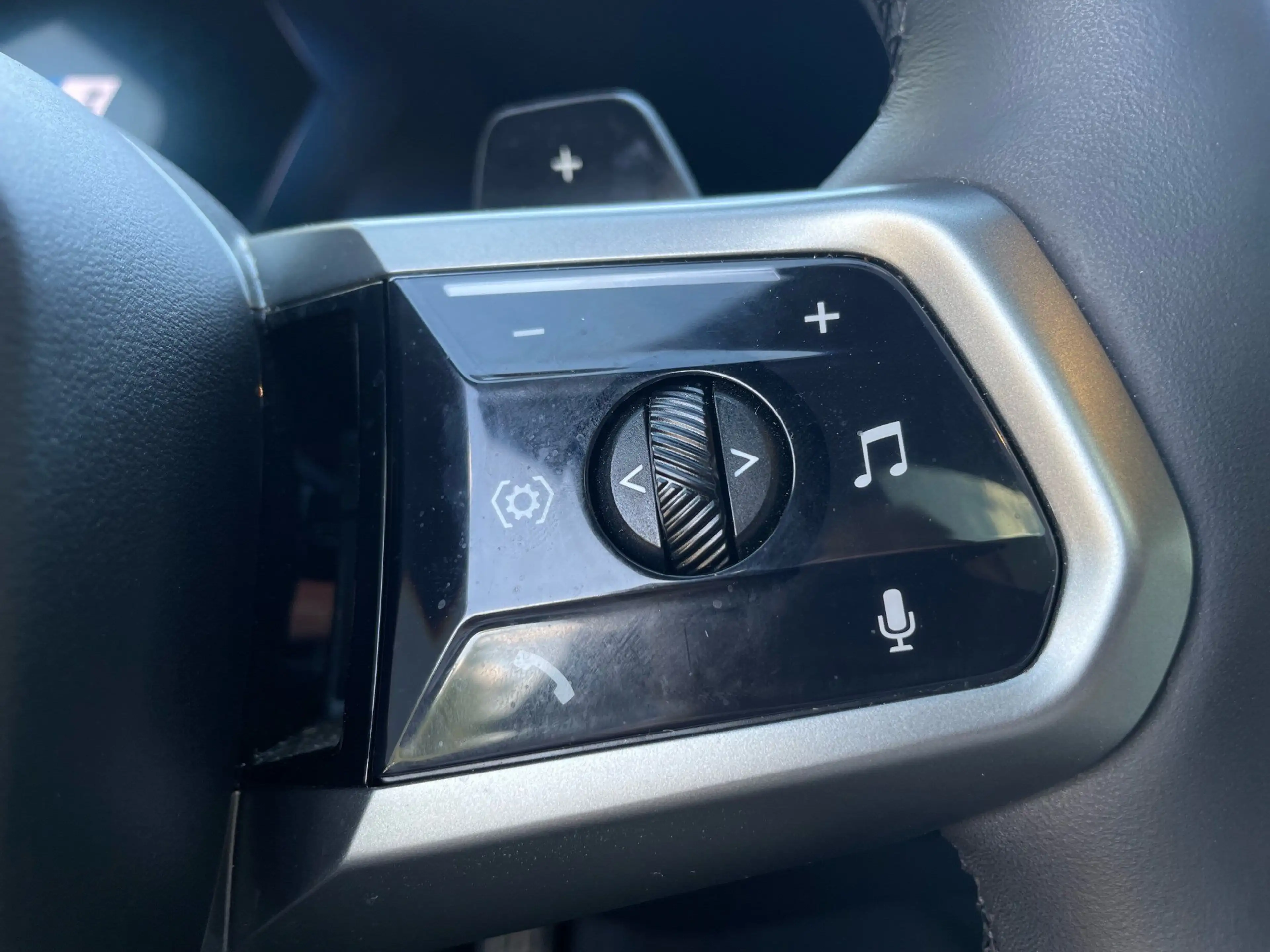 BMW 550 e xDrive Tour M Sport Pro || AHK ACC 360 Pano Stan — photo 15