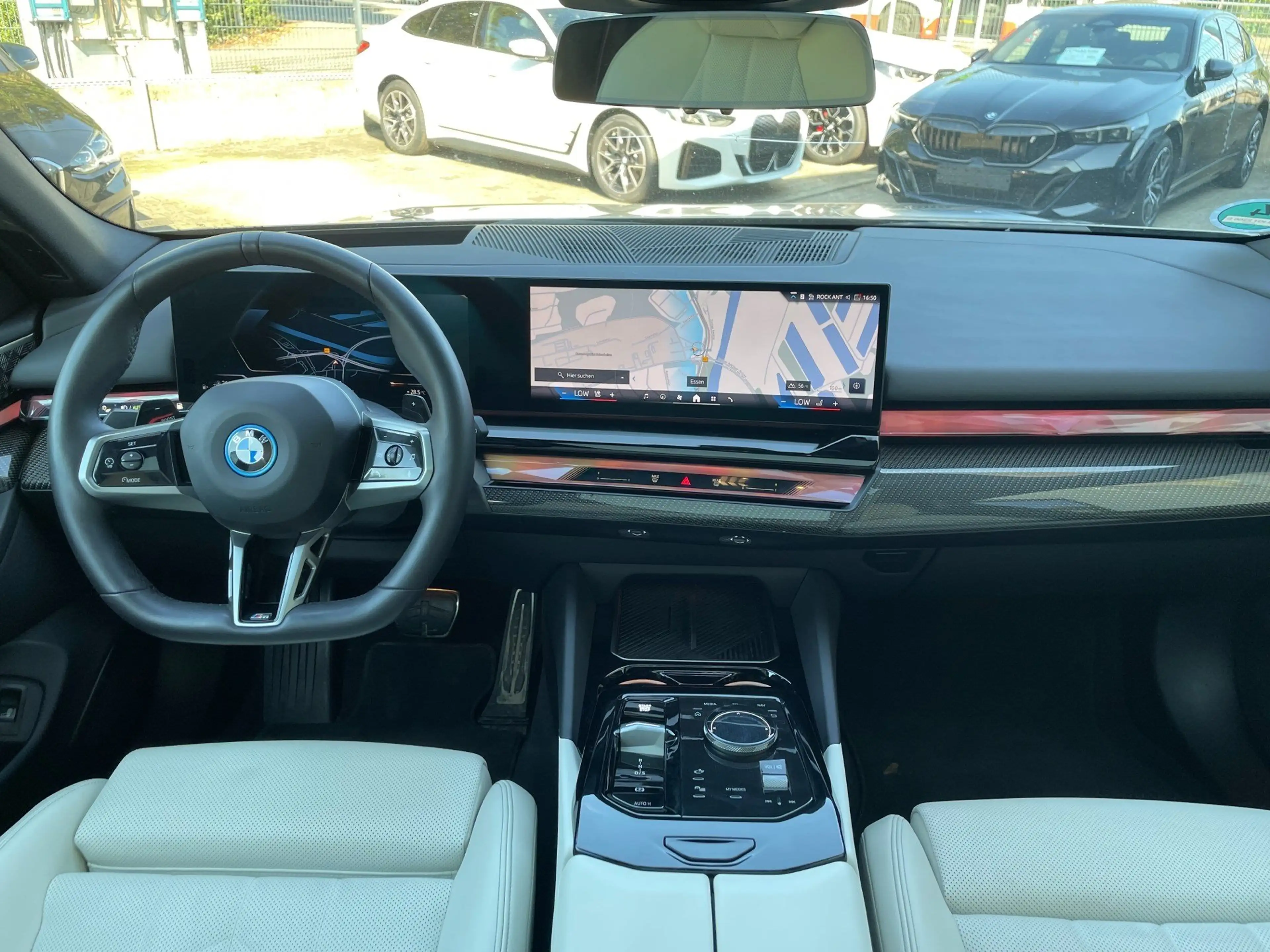 BMW 550 e xDrive Tour M Sport Pro || AHK ACC 360 Pano Stan — photo 3