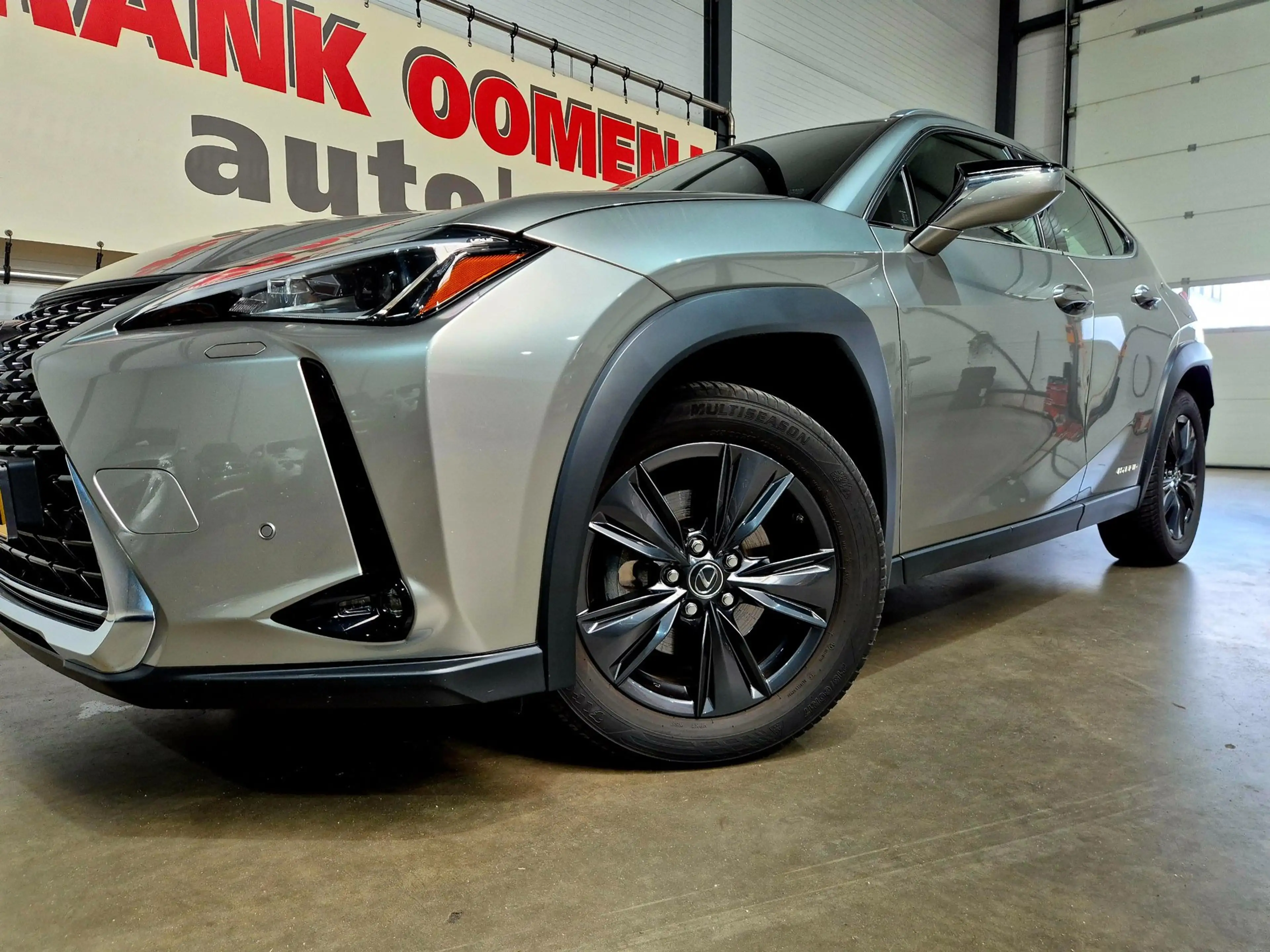Lexus UX 250h Luxury Line + OH historie|Trekhaak|LED|Keyless|Led — photo 11