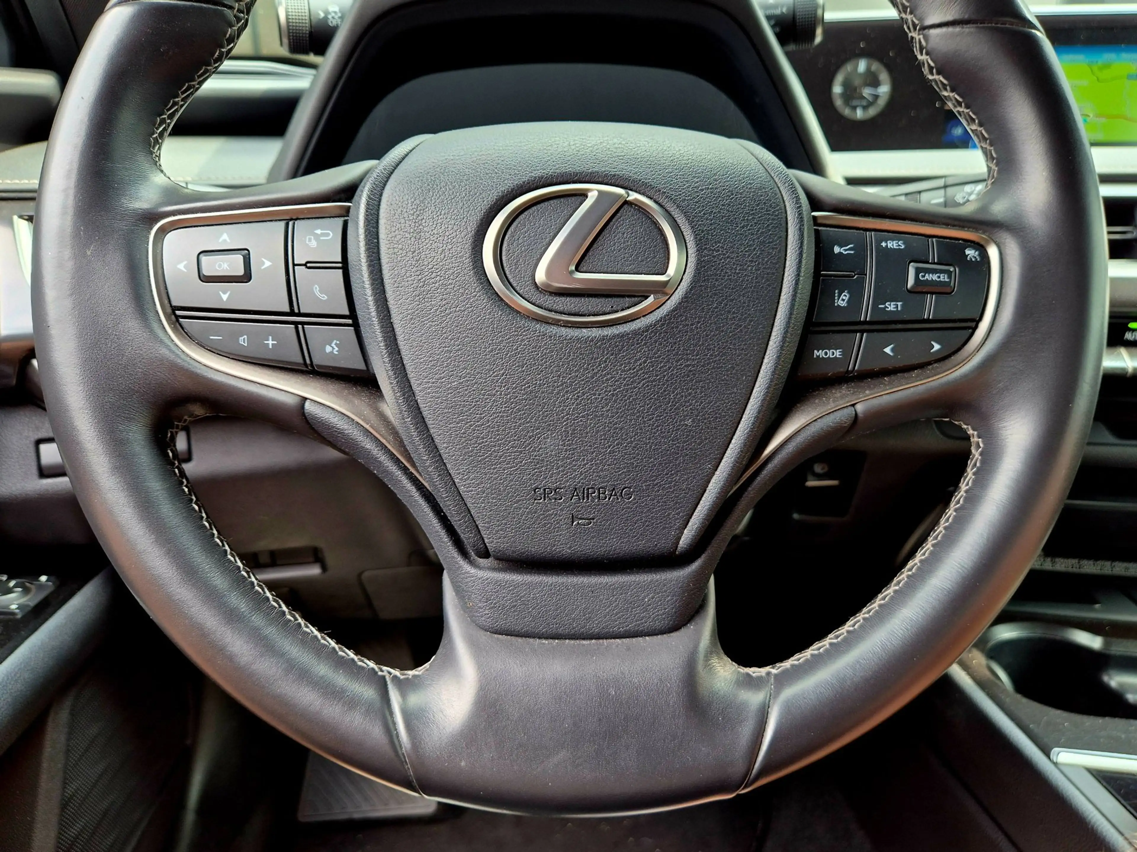 Lexus UX 250h Luxury Line + OH historie|Trekhaak|LED|Keyless|Led — photo 24