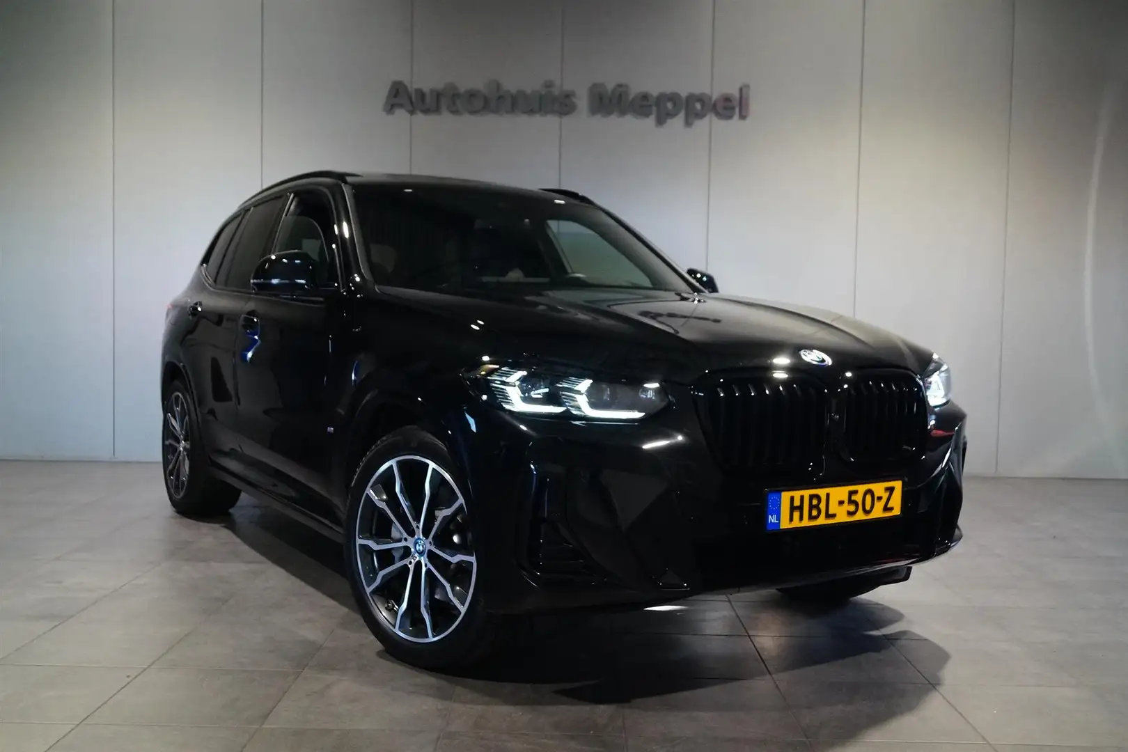 BMW X3 Xdrive30e GERESERVEERD! HUB | M-Sport | Fabrieksga Noir - 1