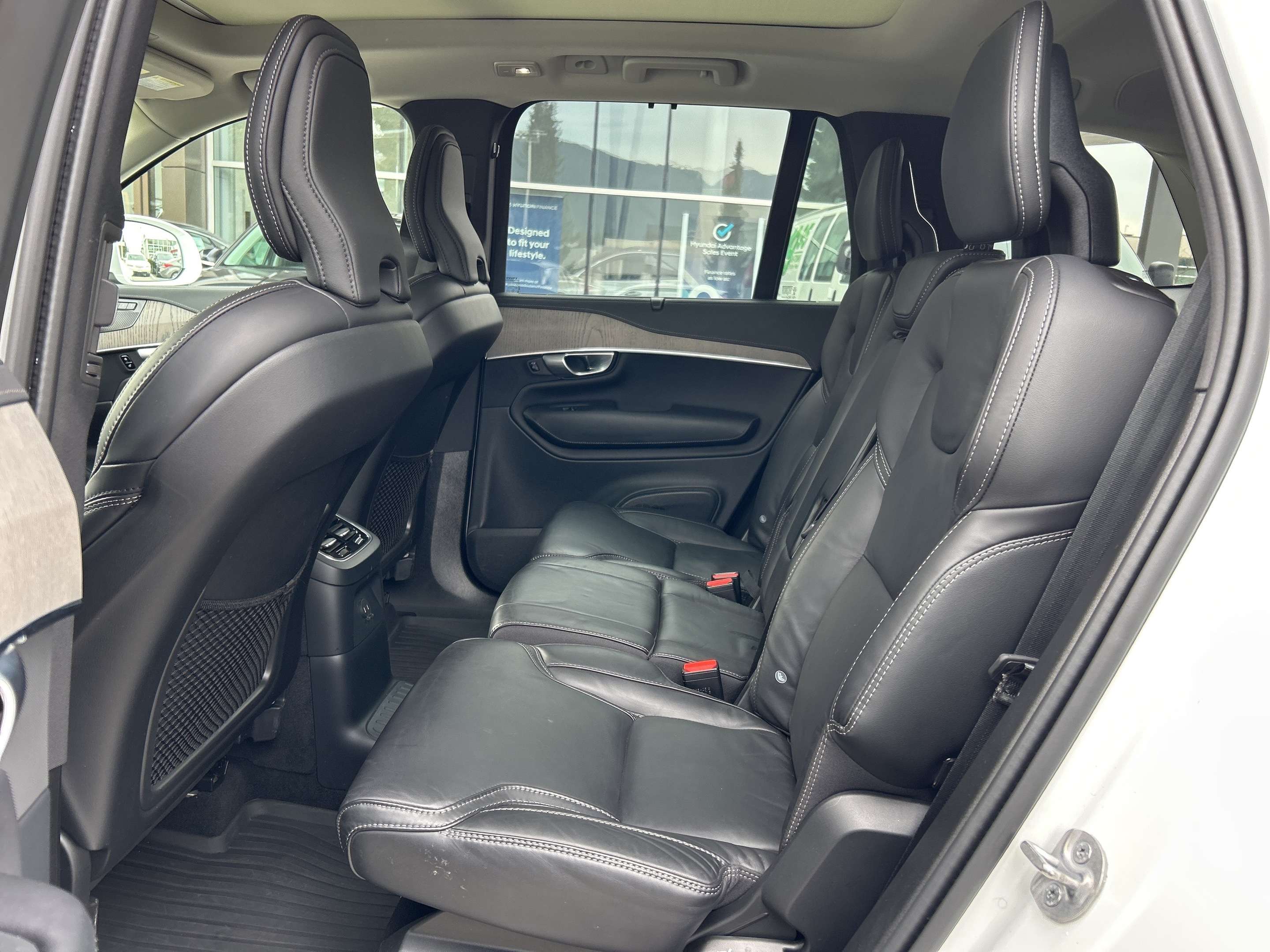 2024 Volvo XC90 Ultimate Bright - No Accidents! SOLD thumb 23