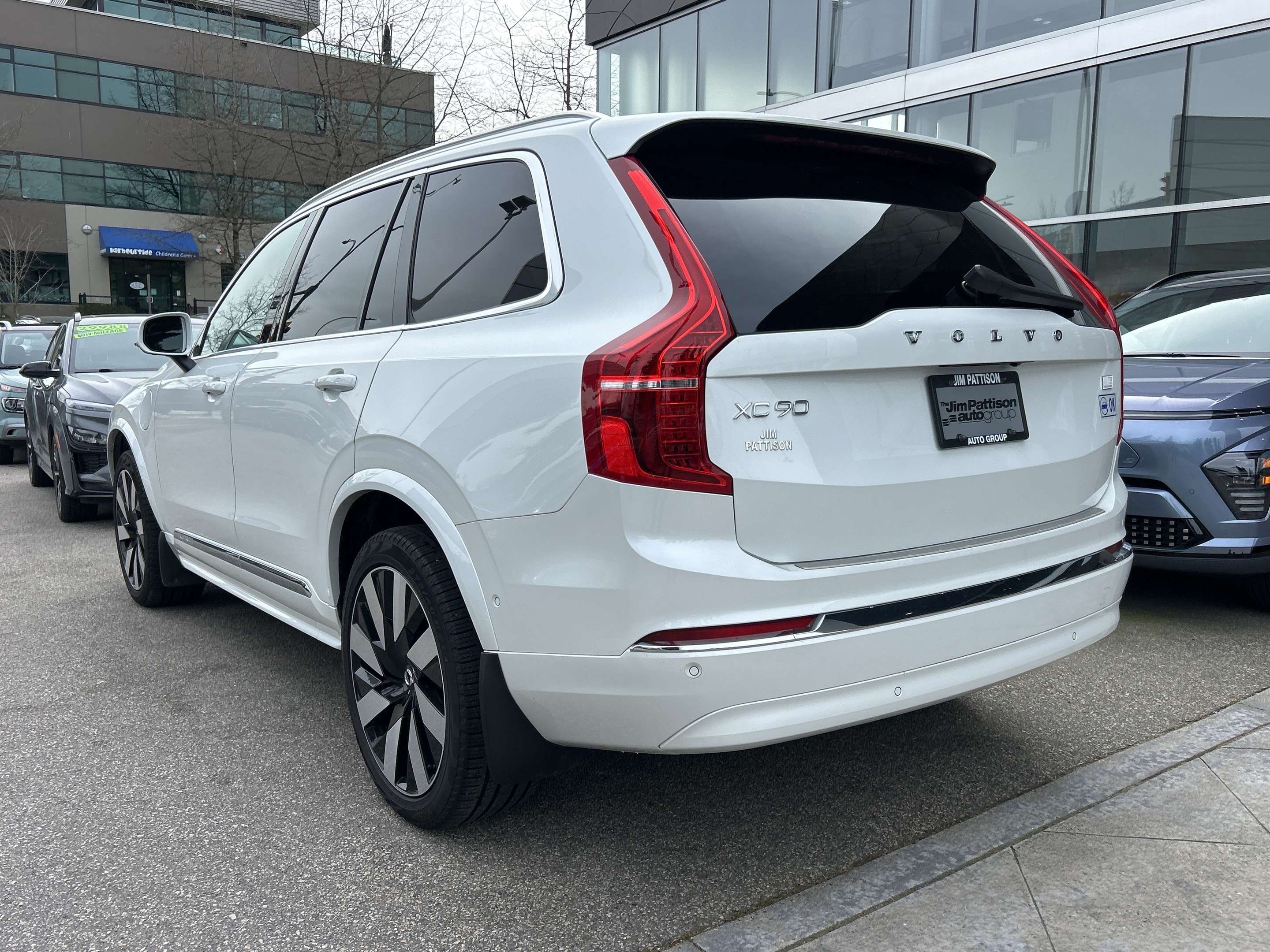2024 Volvo XC90 Ultimate Bright - No Accidents! SOLD alt 3