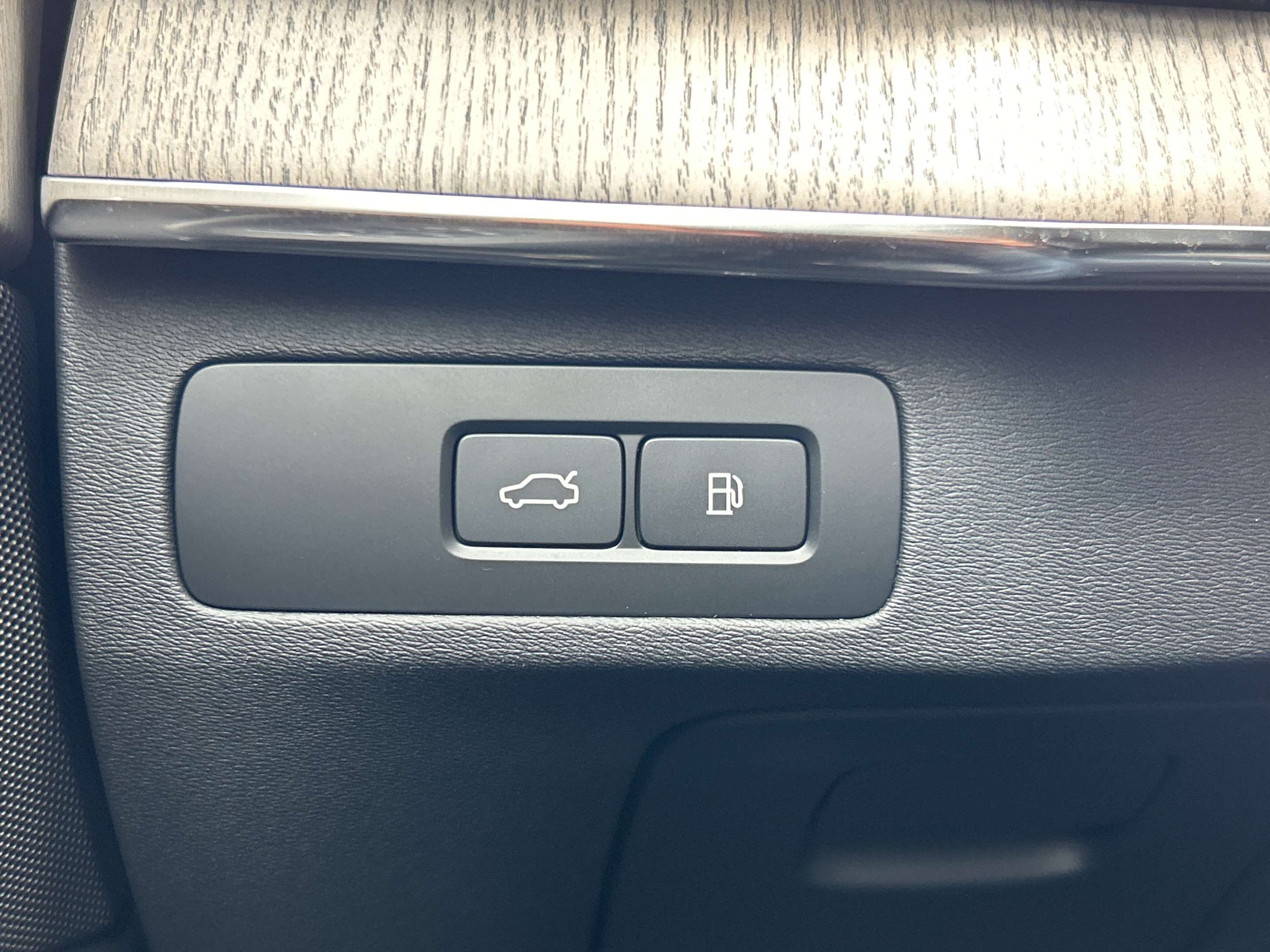 2024 Volvo XC90 Ultimate Bright - No Accidents! SOLD thumb 19
