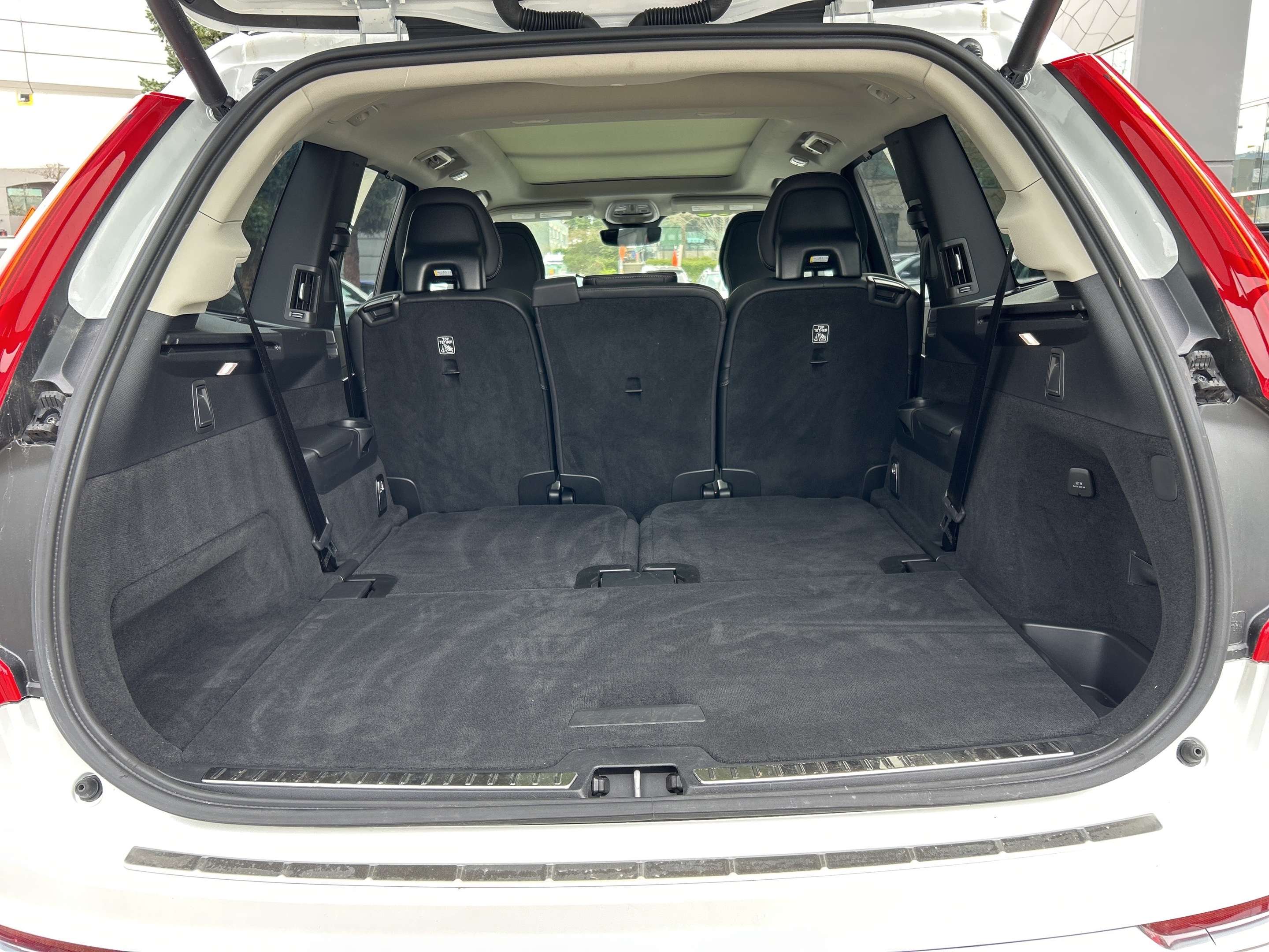 2024 Volvo XC90 Ultimate Bright - No Accidents! SOLD thumb 26