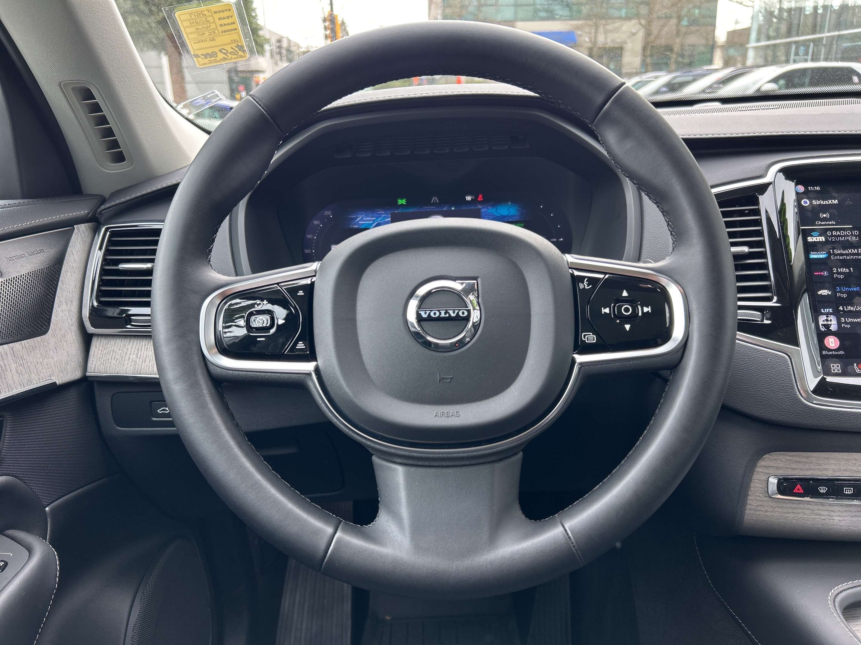 2024 Volvo XC90 Ultimate Bright - No Accidents! SOLD thumb 9