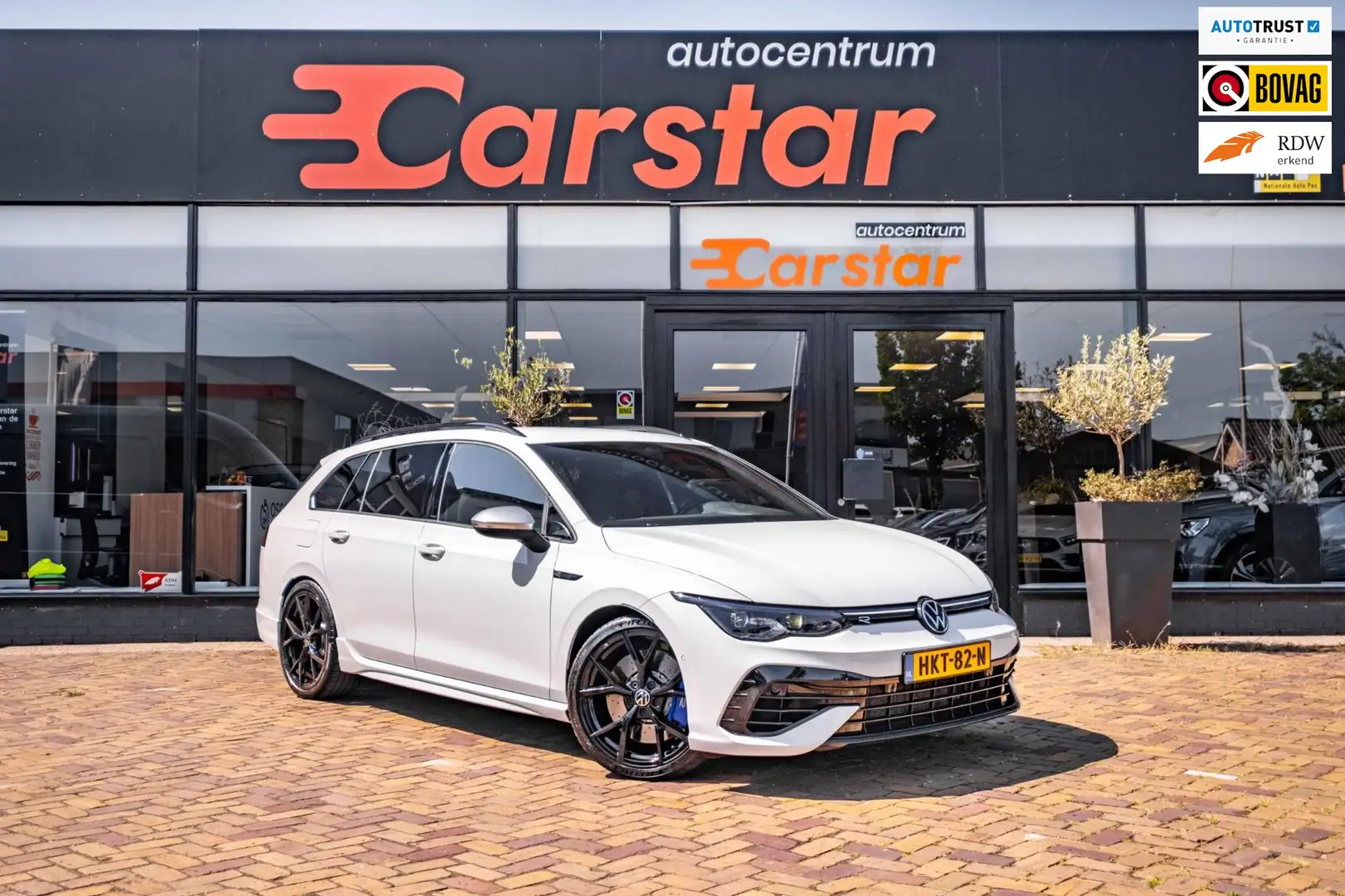 Volkswagen Golf R Variant | 322 PK | White - 1