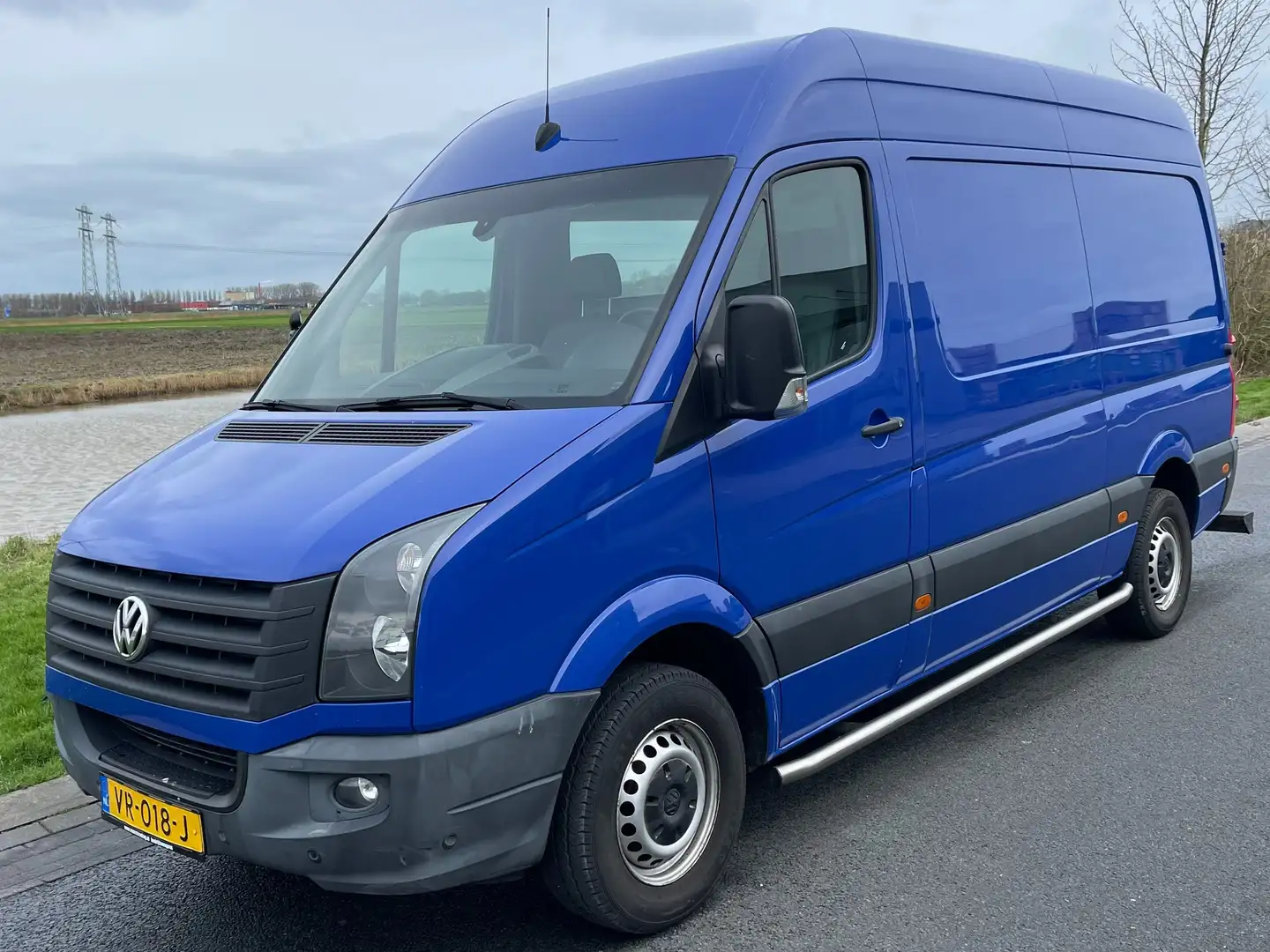 Volkswagen Crafter 35 2.0 TDI L2H2 BMDC Bleu - 1