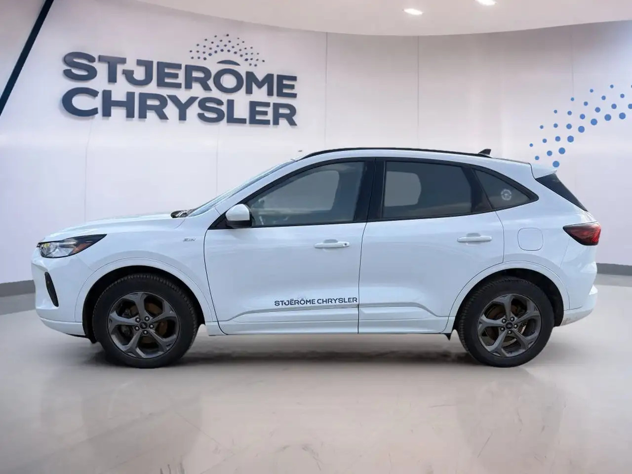 Ford Escape снимка Ford Escape