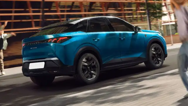 Peugeot 3008 view 2