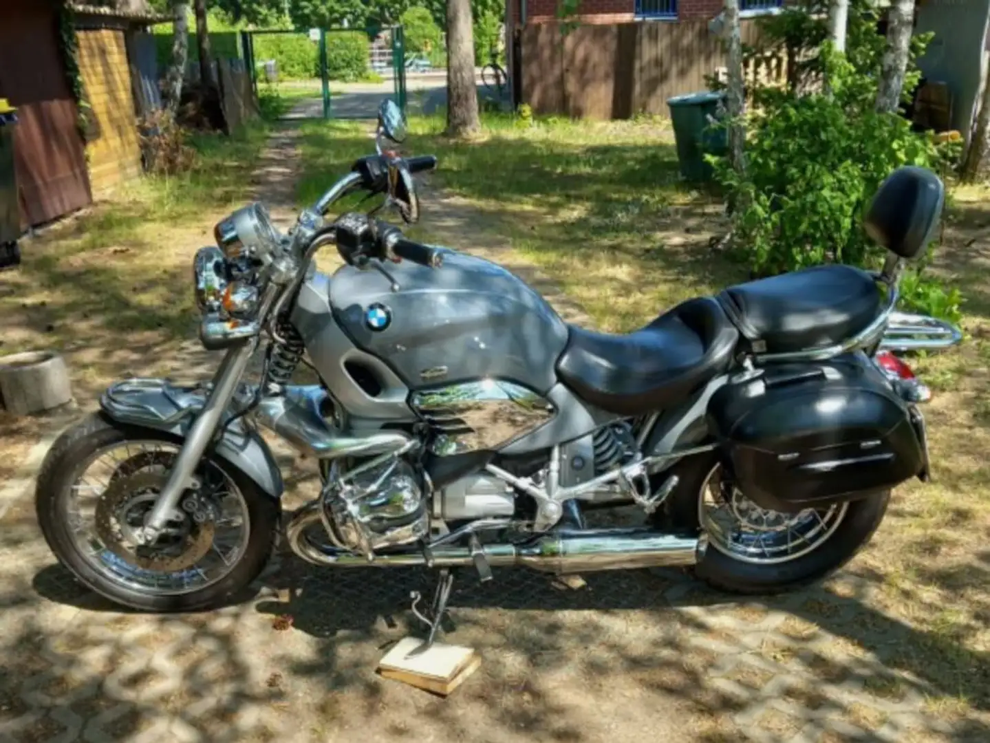 BMW R 1200 C Independent Stříbrná - 2