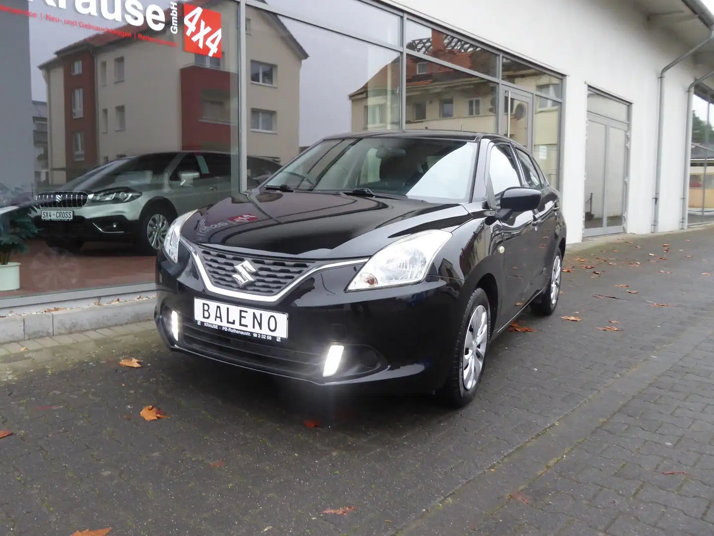 Suzuki Baleno Baleno 1.2 Dualjet Club / wenig Km Noir - 2
