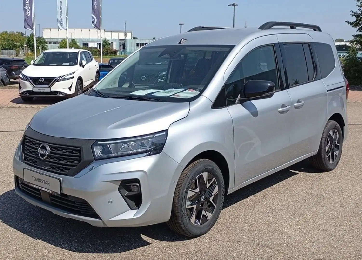 Nissan Townstar Kombi L1 - N-Connecta Automatik Plateado - 1