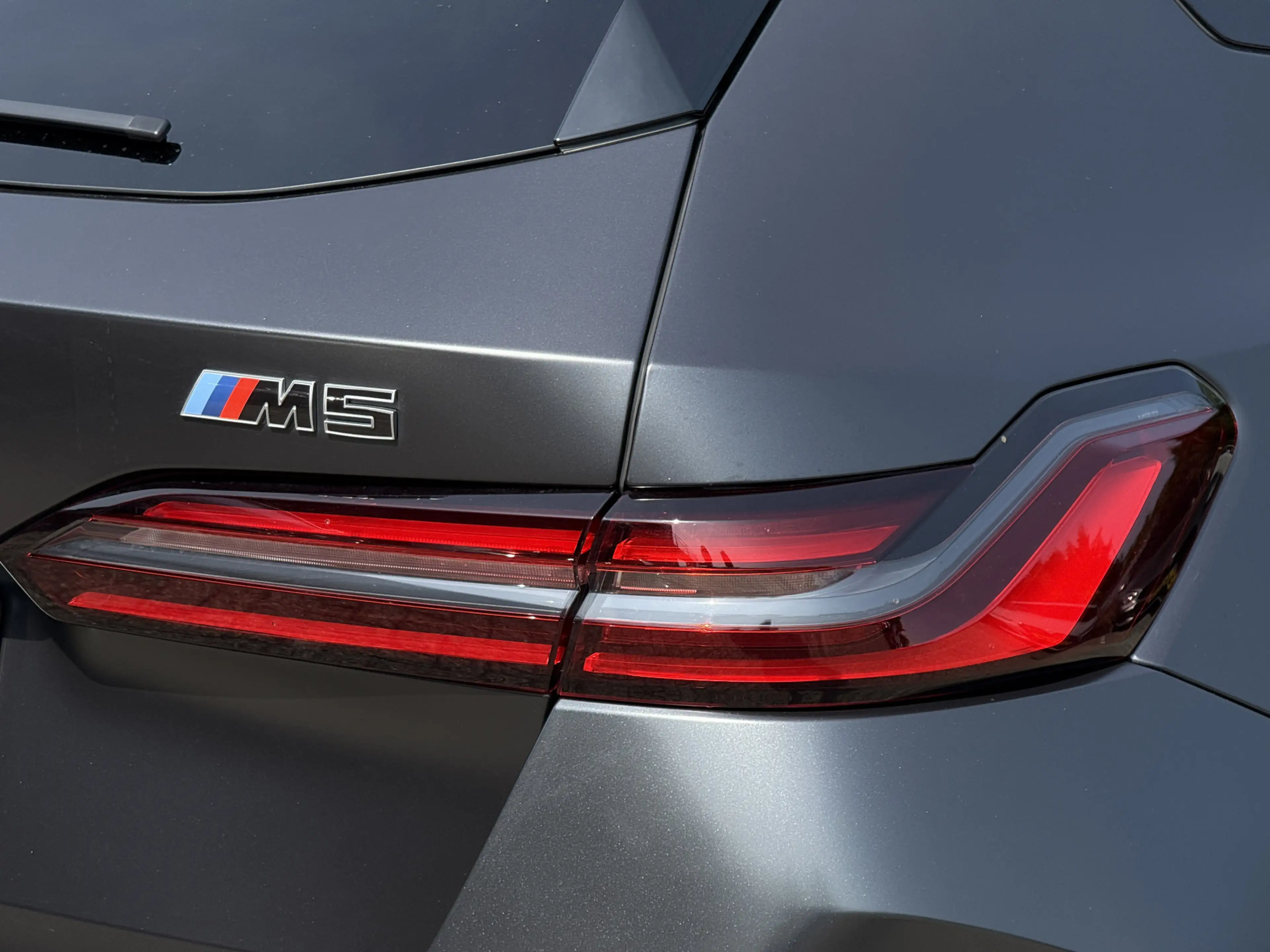 BMW M5 5-serie Touring | Individual Frozen Deep Grey | Ak — photo 6