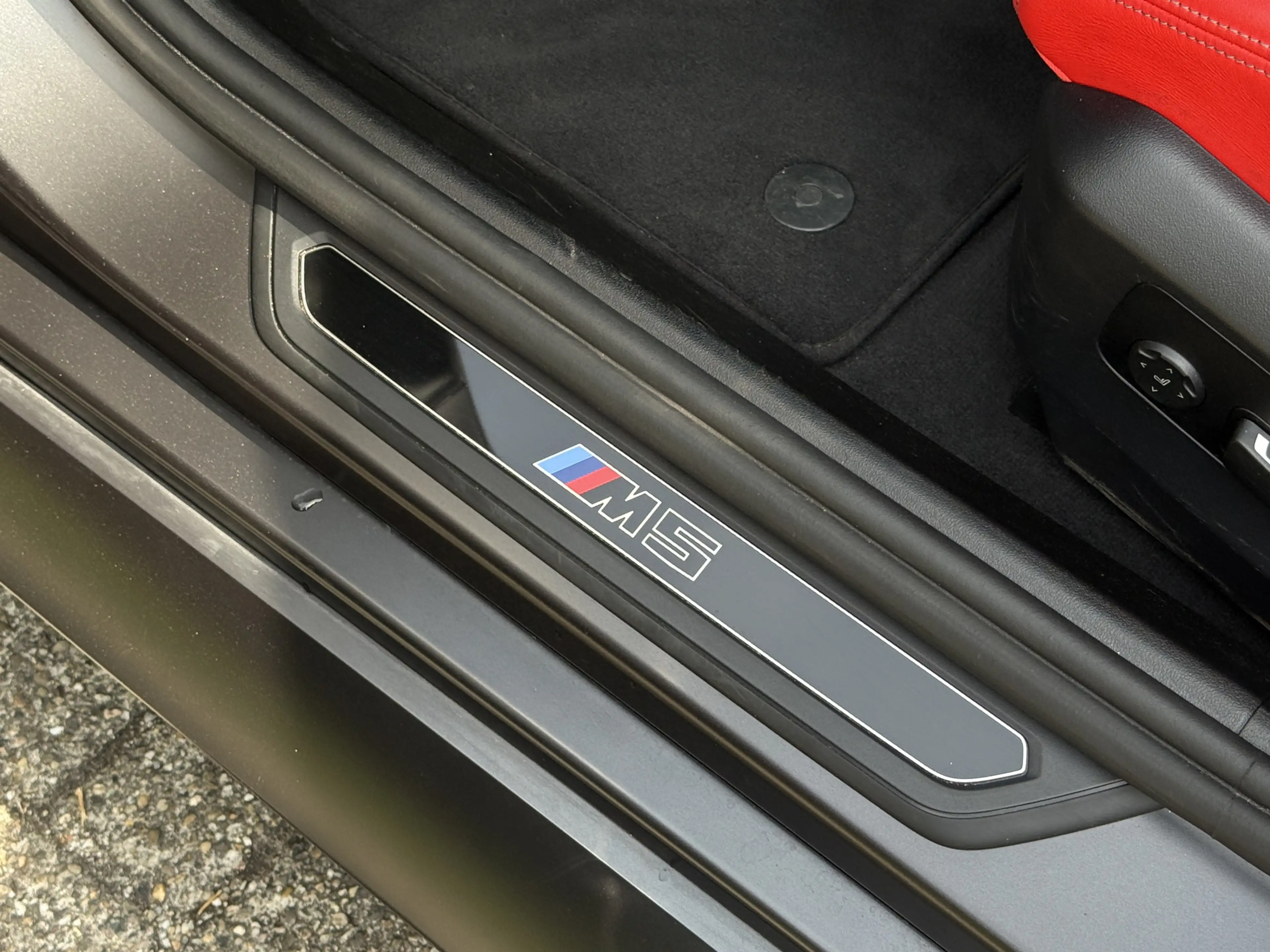BMW M5 5-serie Touring | Individual Frozen Deep Grey | Ak — photo 12