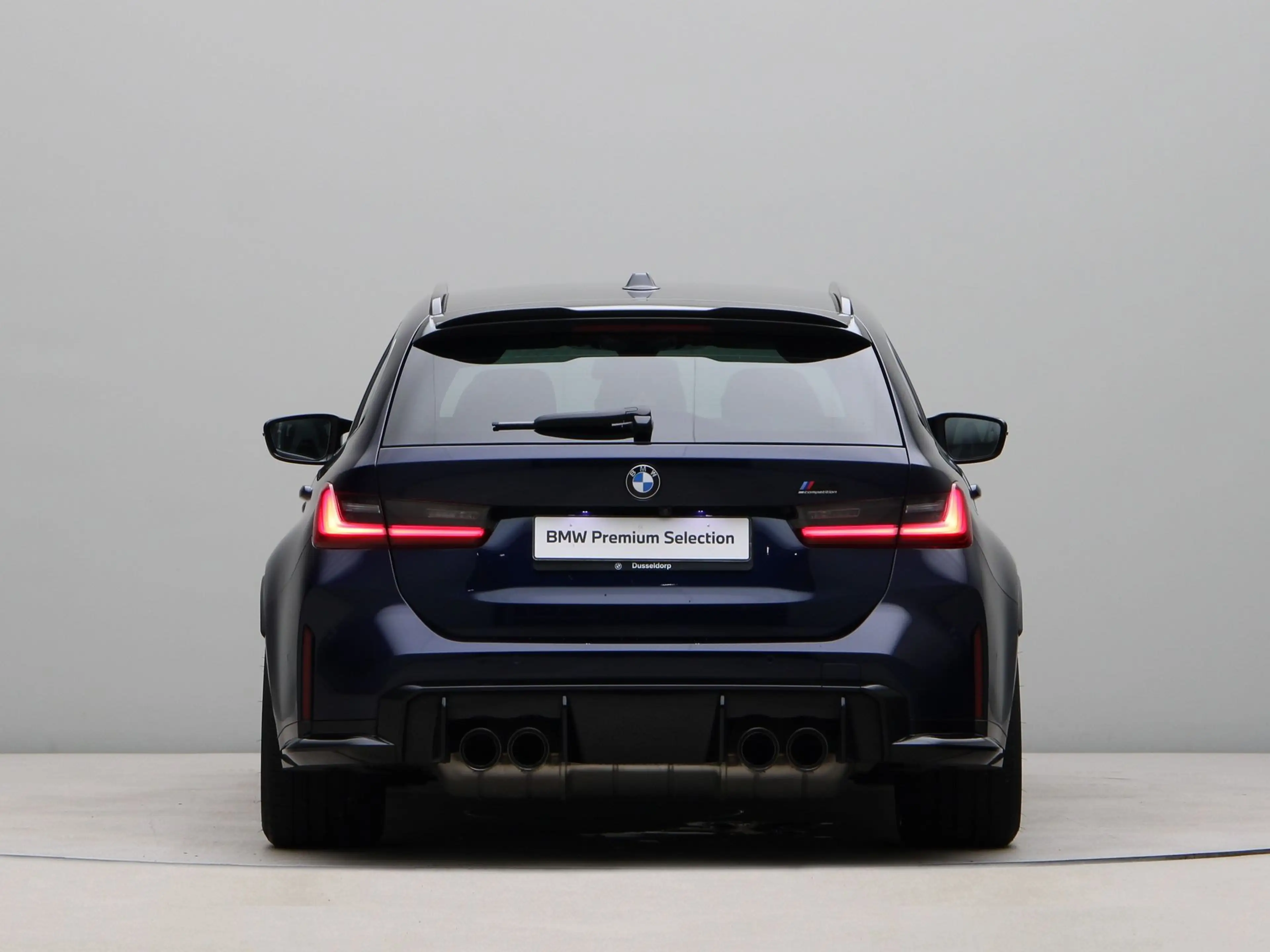 BMW M3 xDrive Competition — photo 10