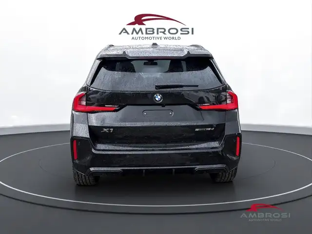 BMW X1 view 8
