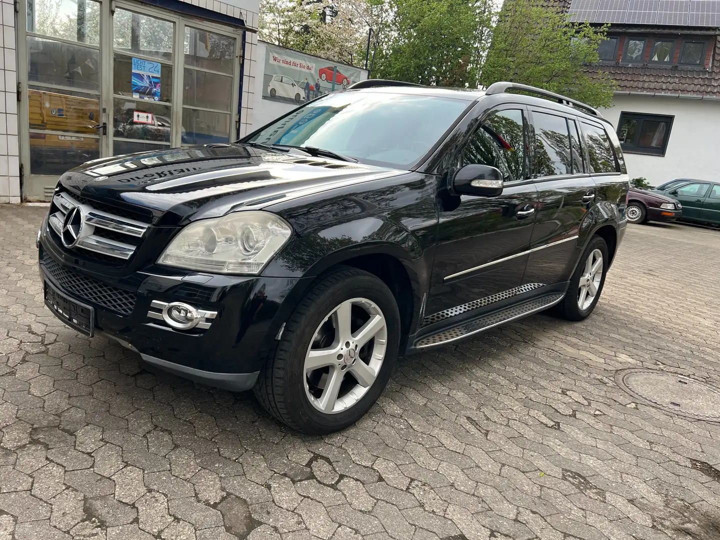 Mercedes-Benz GL 420 CDI DPF 4Matic 7G-TRONIC.Panorama.Lder.Standheizun crna - 1